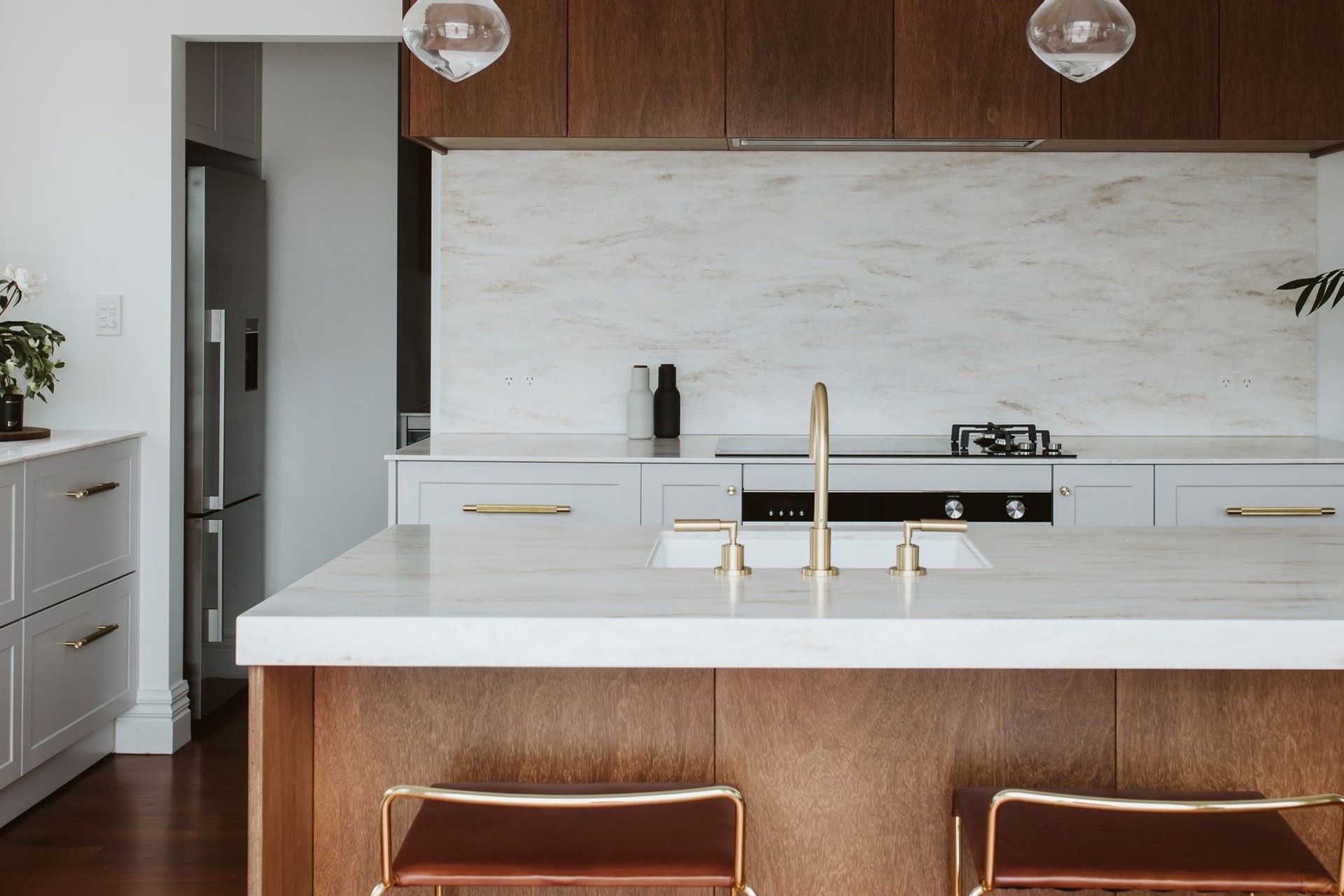 Dezignatek Thermoform Ronda profile in Lana Grey Satin, Designed by Annika Rowson, Rowson Kitchens