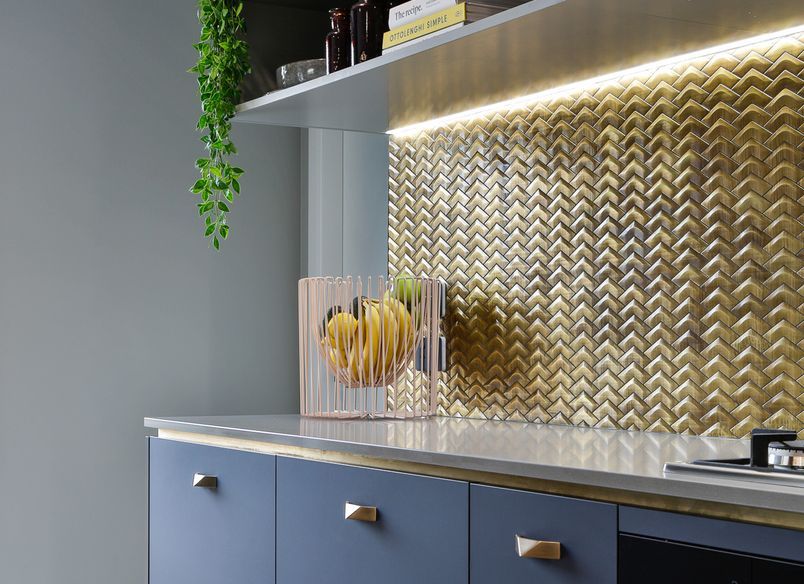 Inky Blue & Brass A Winning Combo