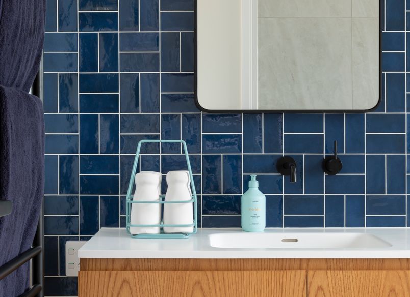 Navy and Oak Combine