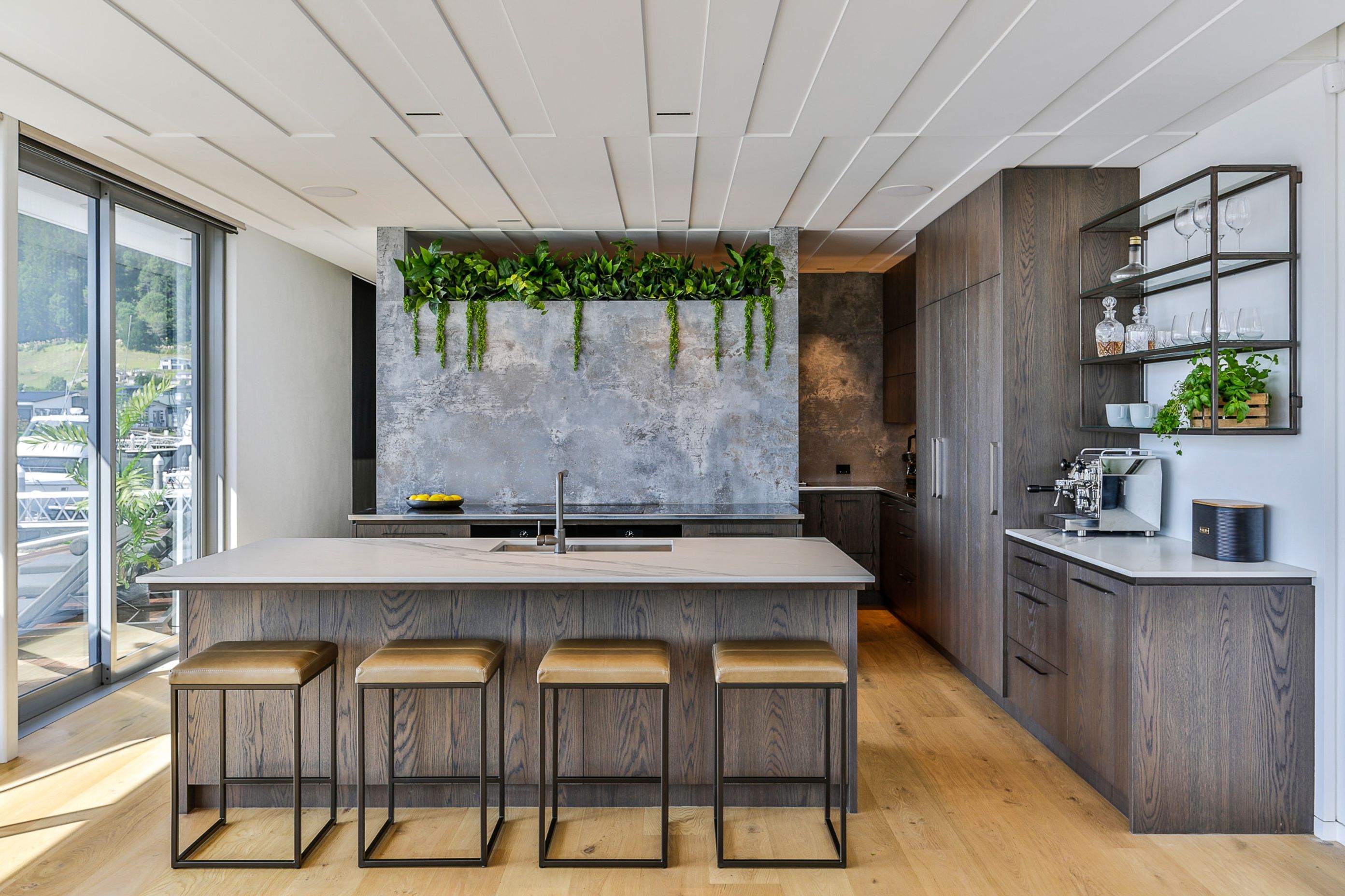 Prime Veneer, Art Planked . Design by Michelle Gillbanks, Kitchens by Design.