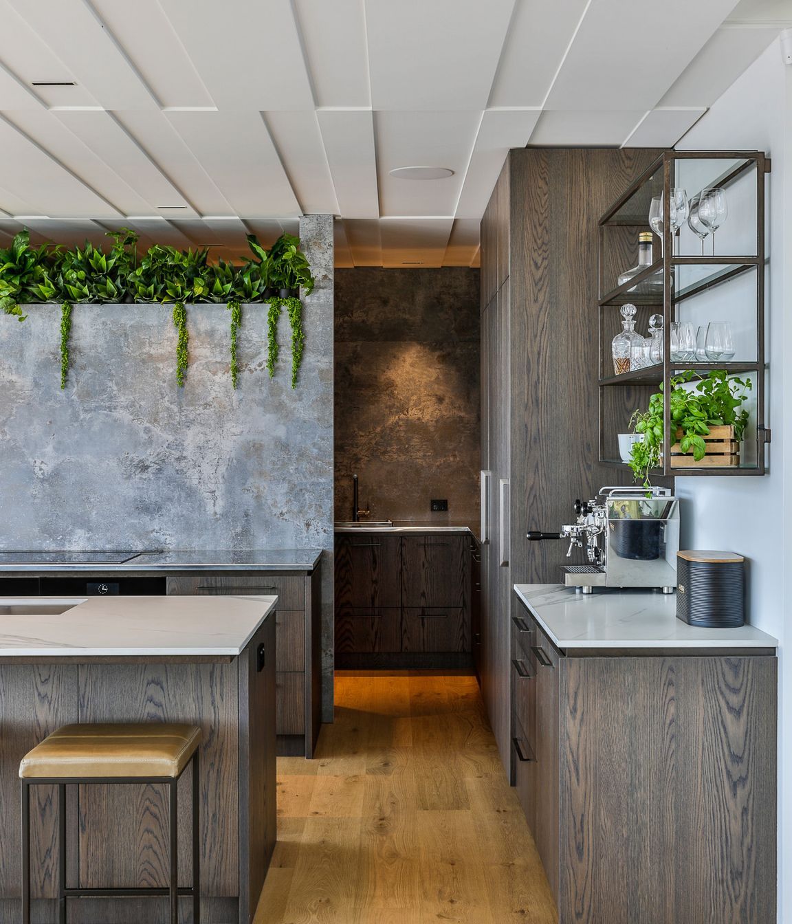 Prime Veneer, Art Planked . Design by Michelle Gillbanks, Kitchens by Design.