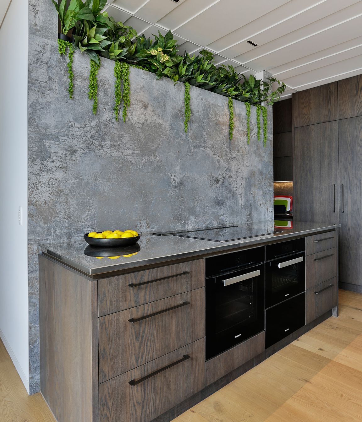 Prime Veneer, Art Planked . Design by Michelle Gillbanks, Kitchens by Design.