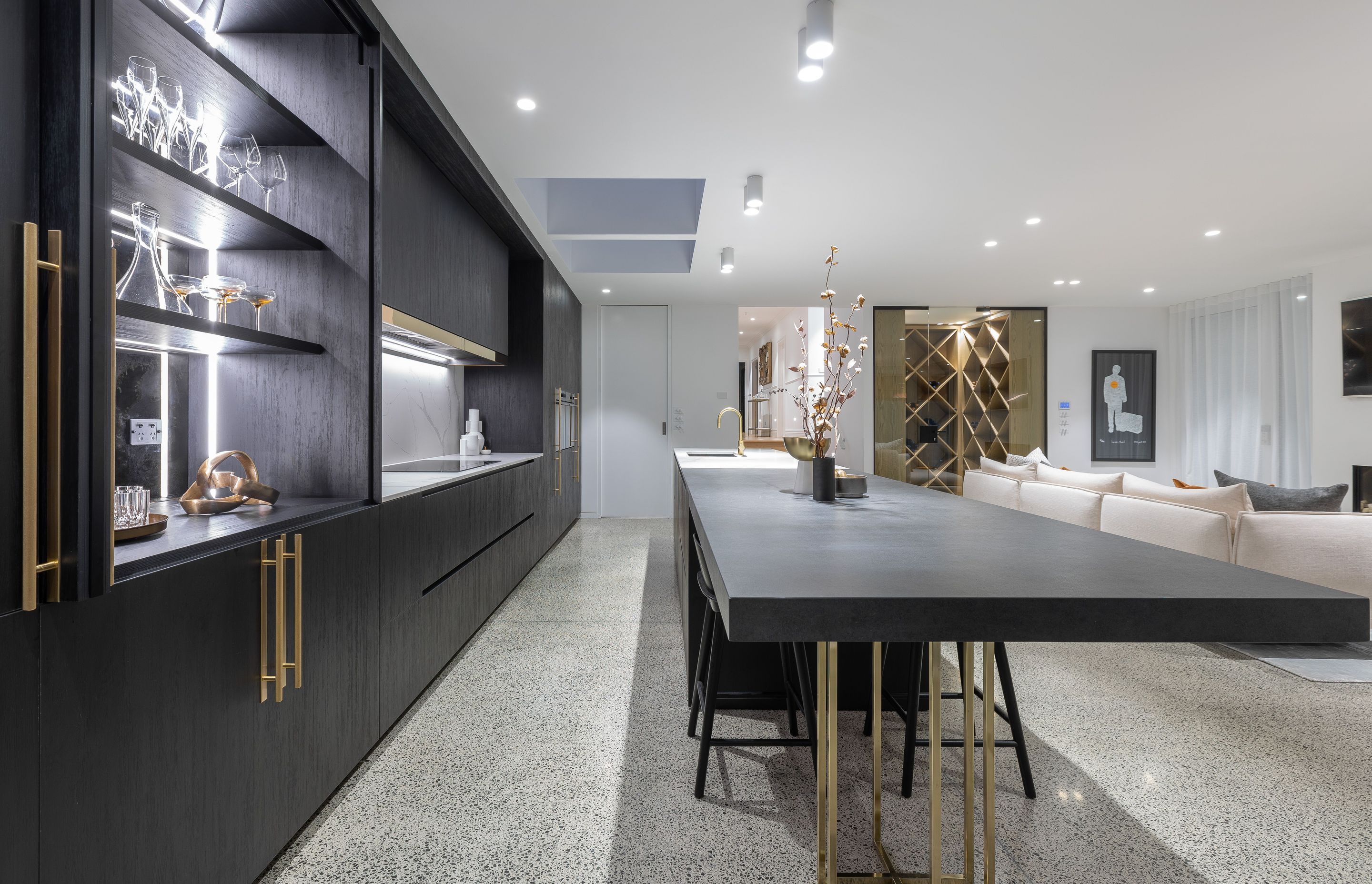 Prime Melamine, Black - Timberland. Prime Stone, Statuario Venato - Leather. Design by Leonie Hamill and Melanie Sa'u, Cube dentro.