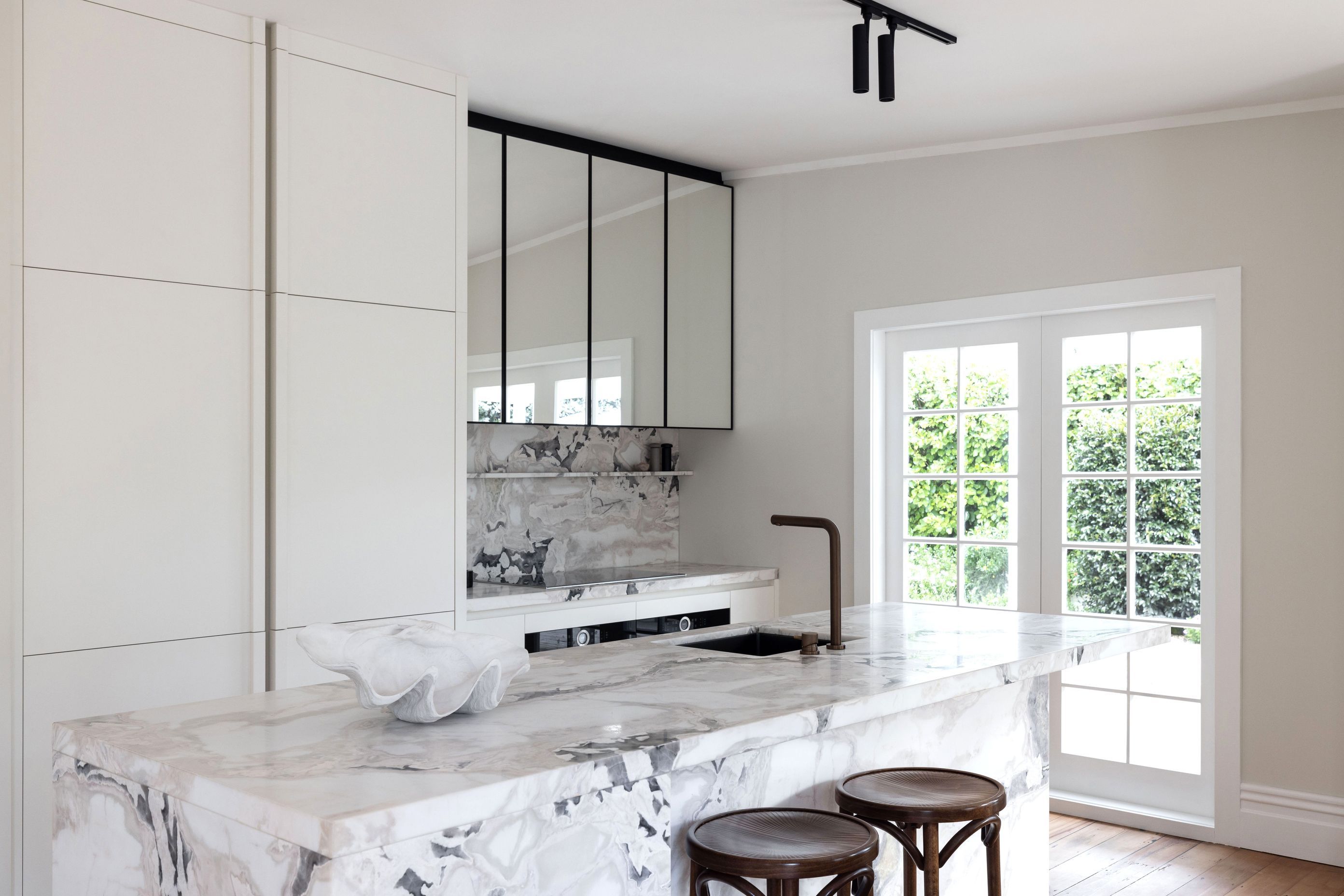 Prime Melamine, Quarter Thorndon Cream. Design by Michael Murray Studio.