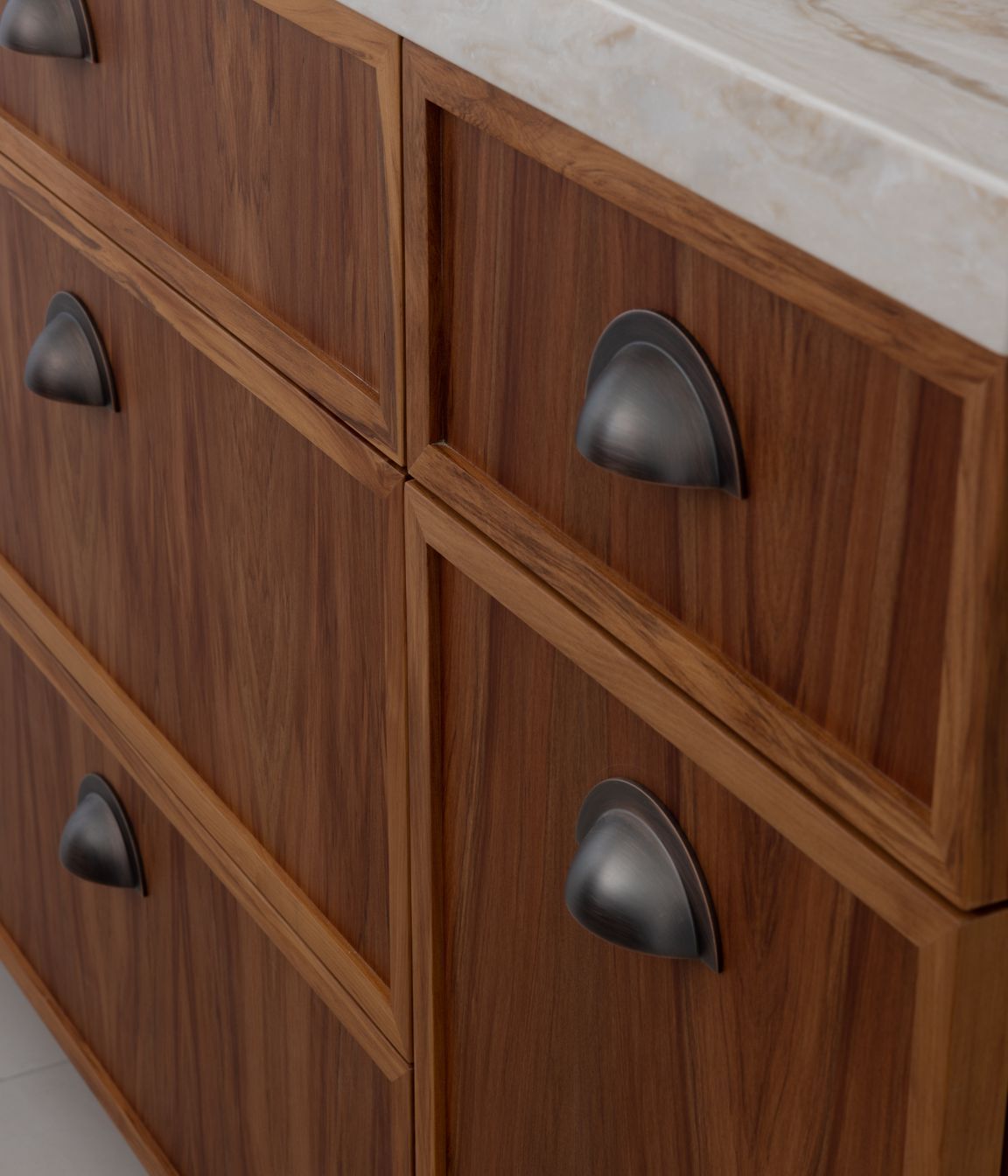 Prime Veneer, NZ Heart Rimu. Design by Modi Design.