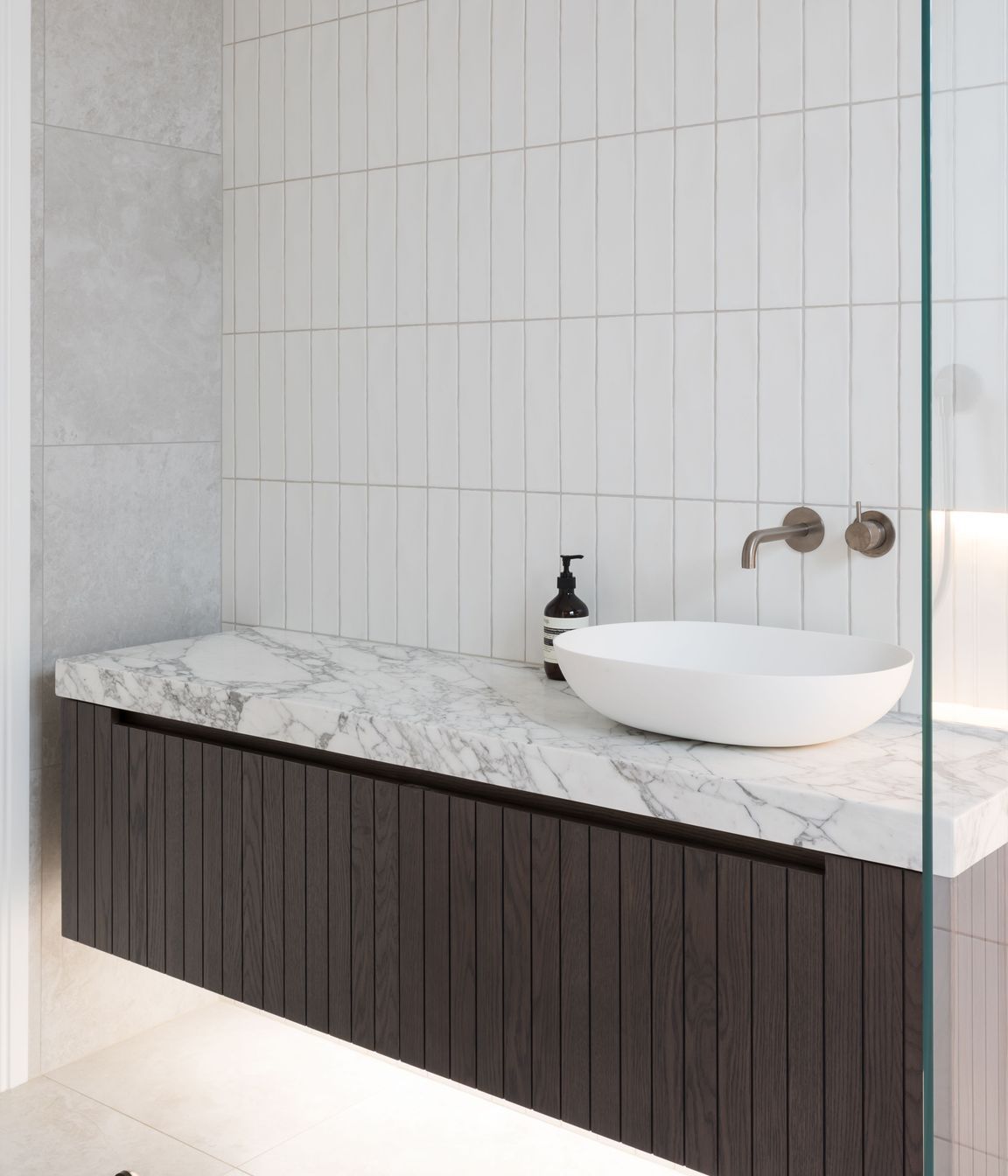 Prime Veneer, Toitū American White Oak. Design by Wayne Church, Neo Design. Photography by Mark Scowen
