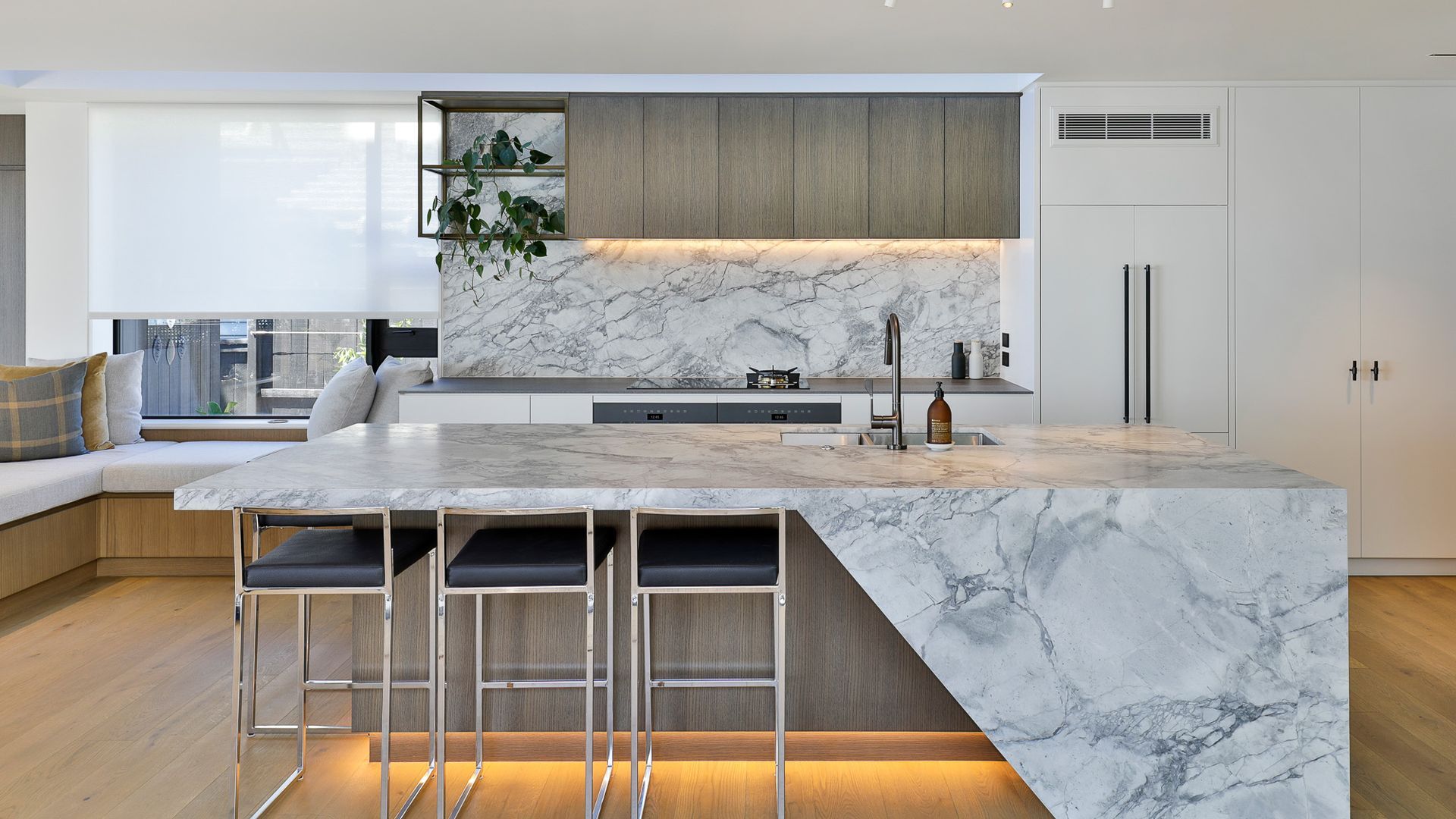 Veneer anchors sculptural space banner
