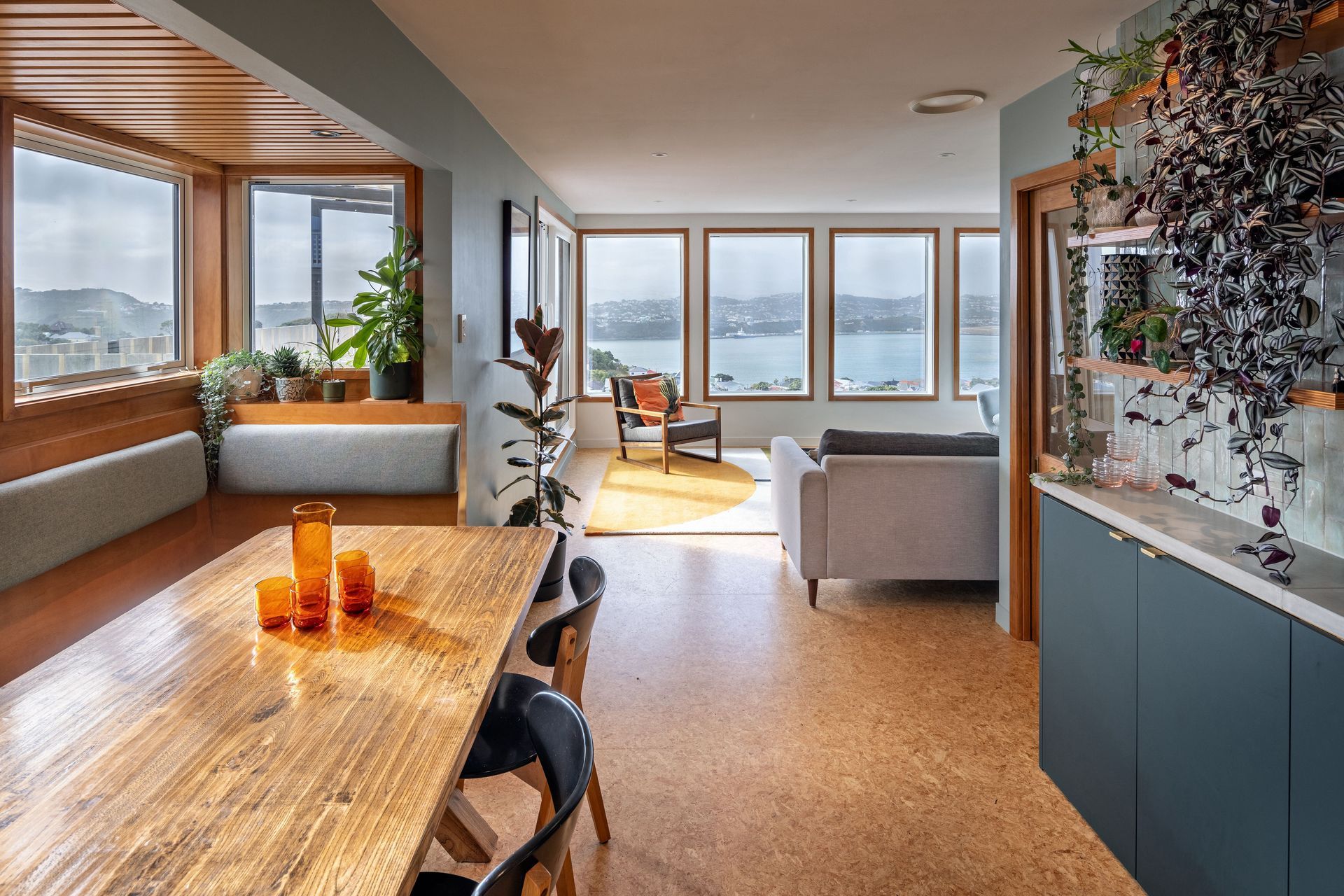 Views captured from all angles - out to the harbour and at the rear out to the hillside behind.