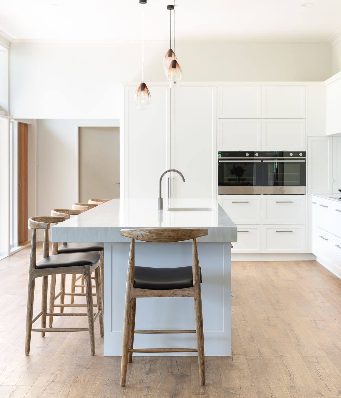 Dezignatek Thermoform Ronda profile in White Satin, Designed by Annika Rowson, Rowson Kitchens