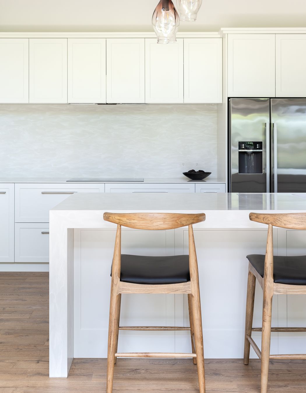 Dezignatek Thermoform Ronda profile in White Satin, Designed by Annika Rowson, Rowson Kitchens