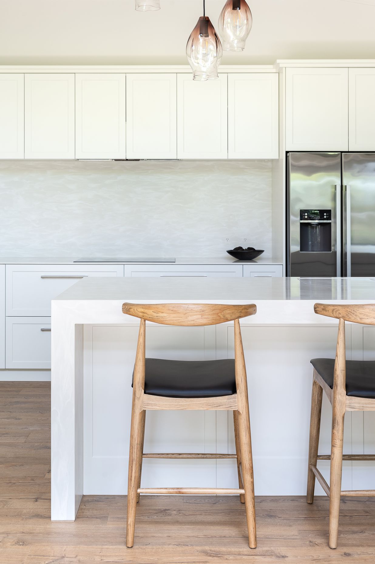 Dezignatek Thermoform Ronda profile in White Satin, Designed by Annika Rowson, Rowson Kitchens