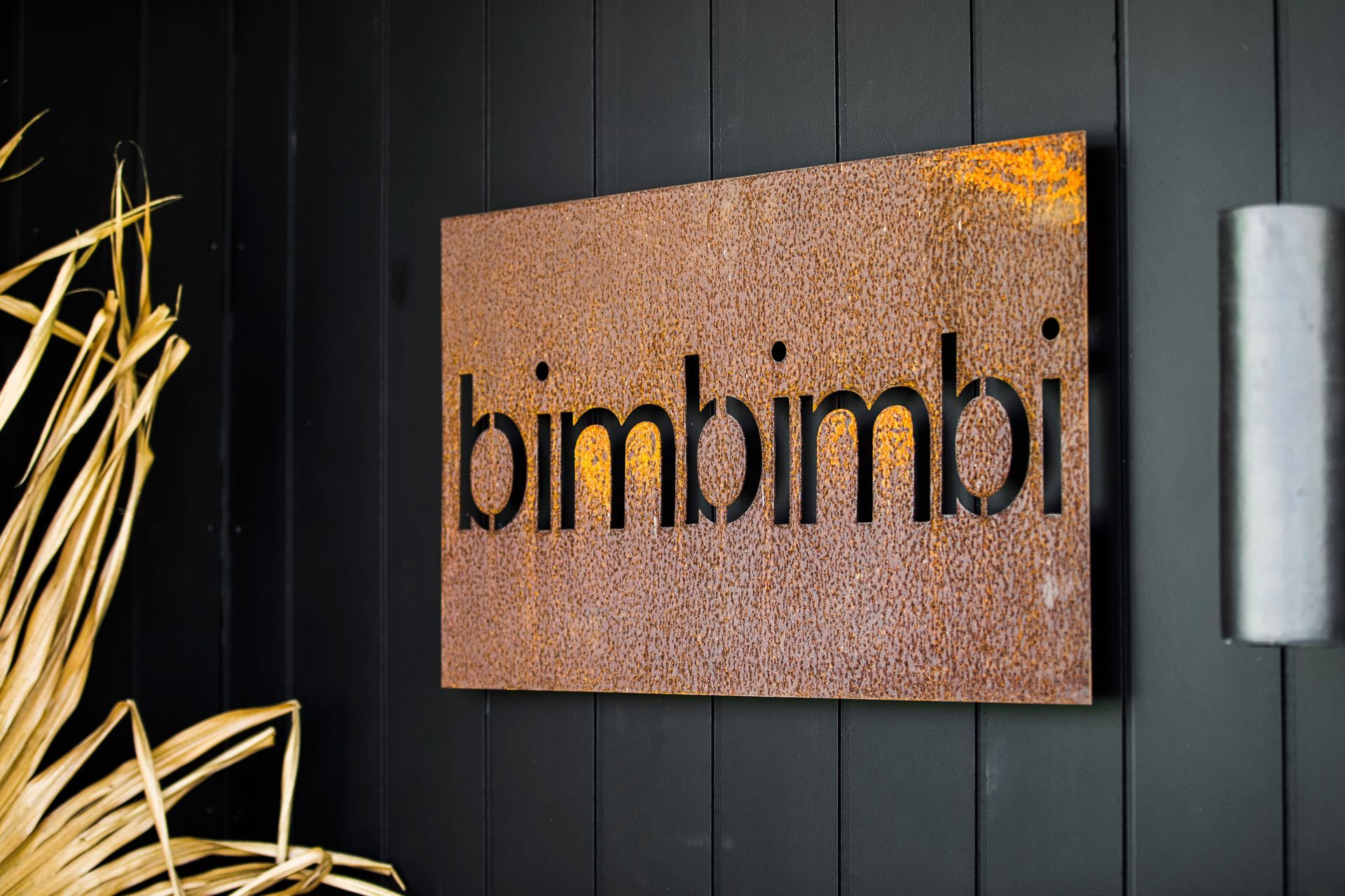 Bimbimbi House, Avalon