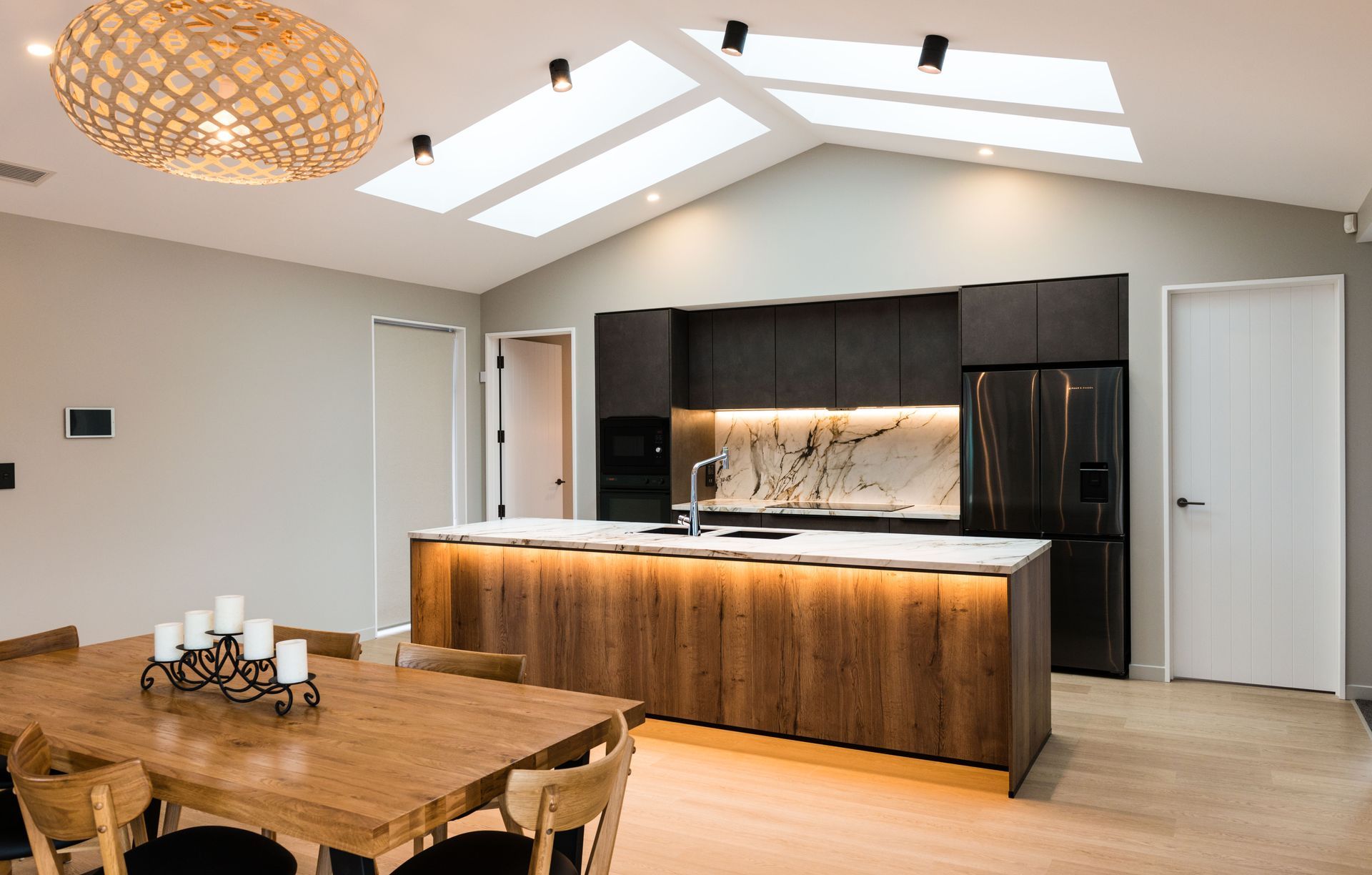 New Build Kitchen - Warm Timber Tones and Lux Finishes