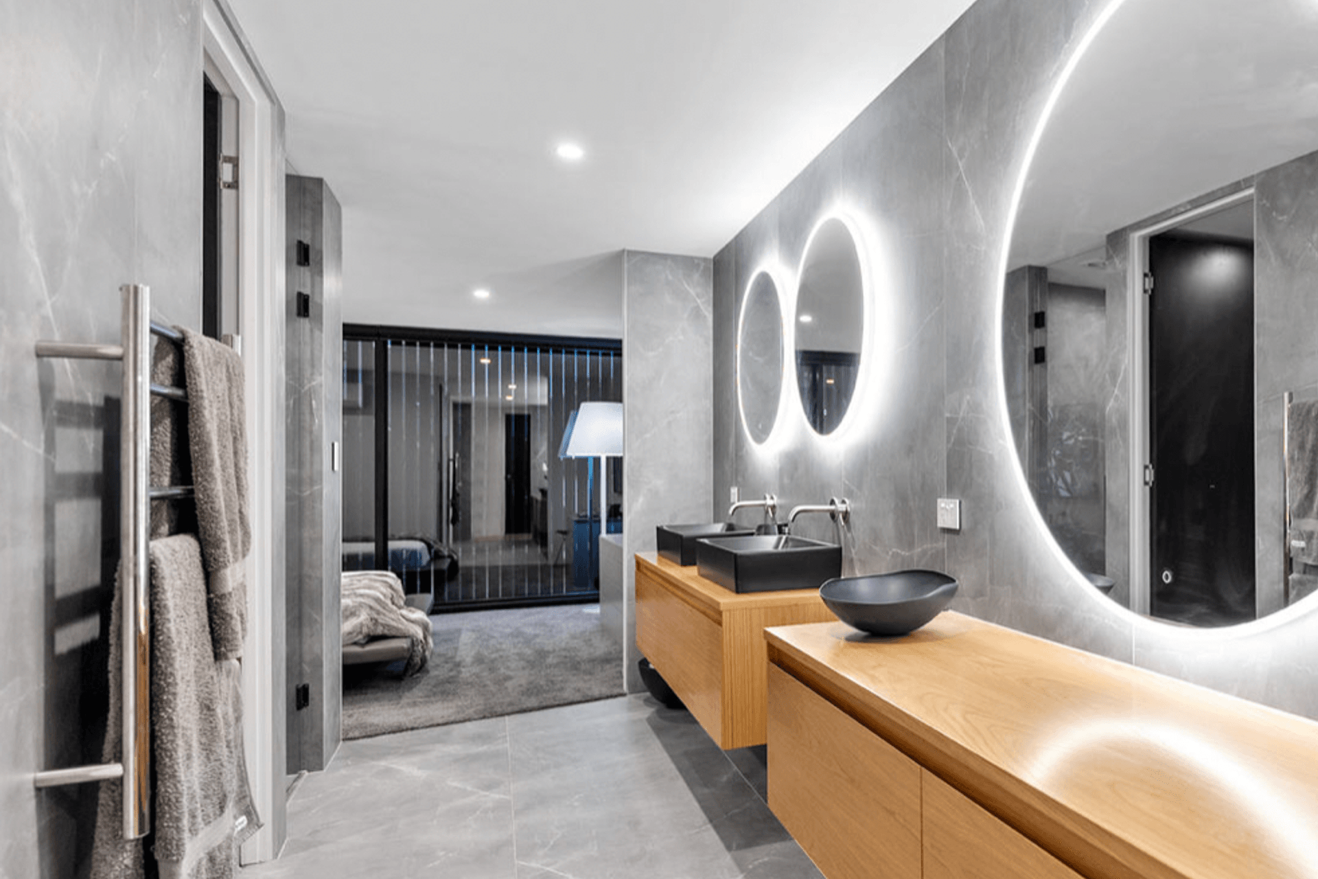 Hurstmere Road, Milford, Auckland