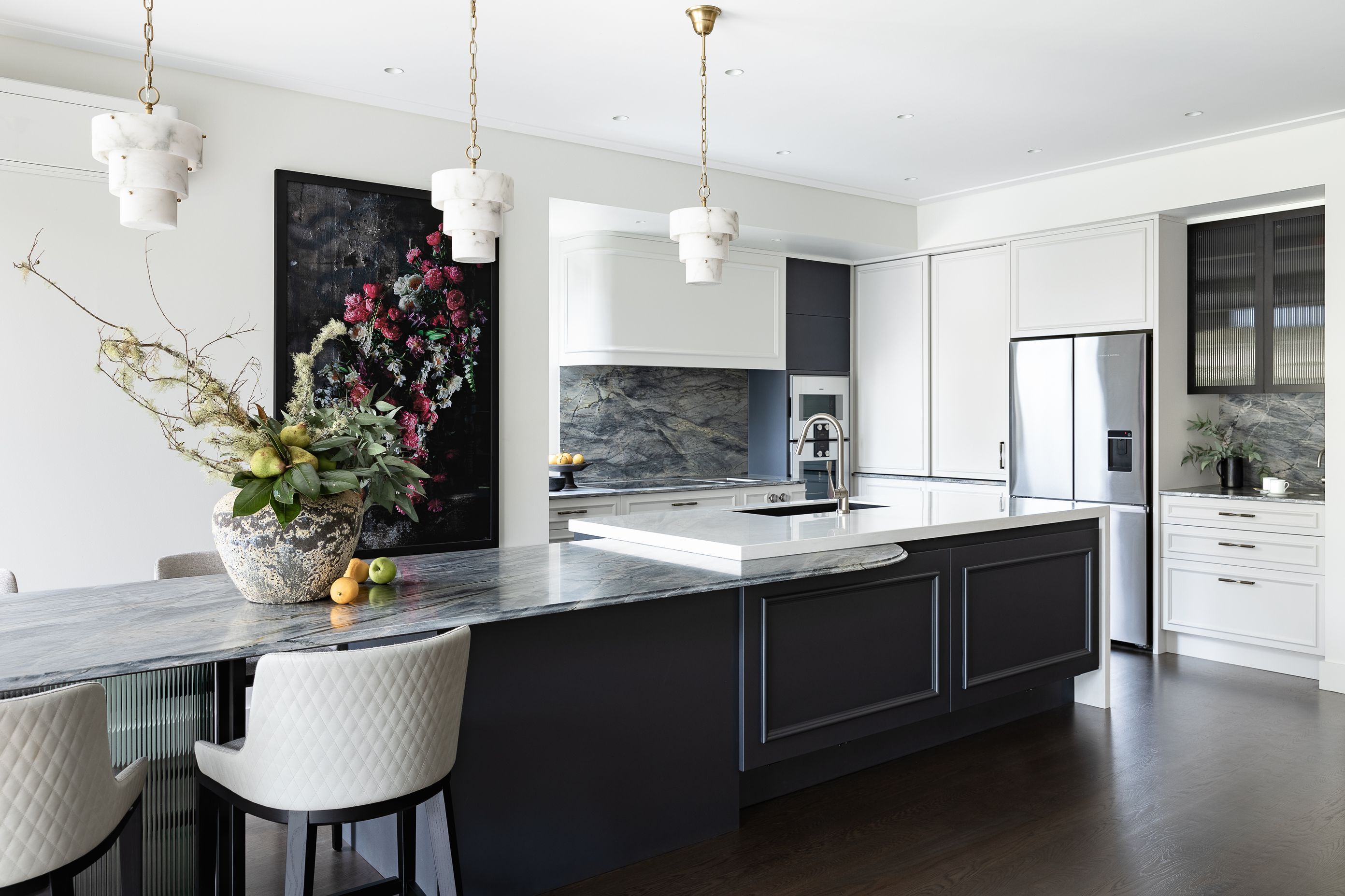 Shades-Of-Neo-classic-Kitchen-Architecture-NZ5.jpg