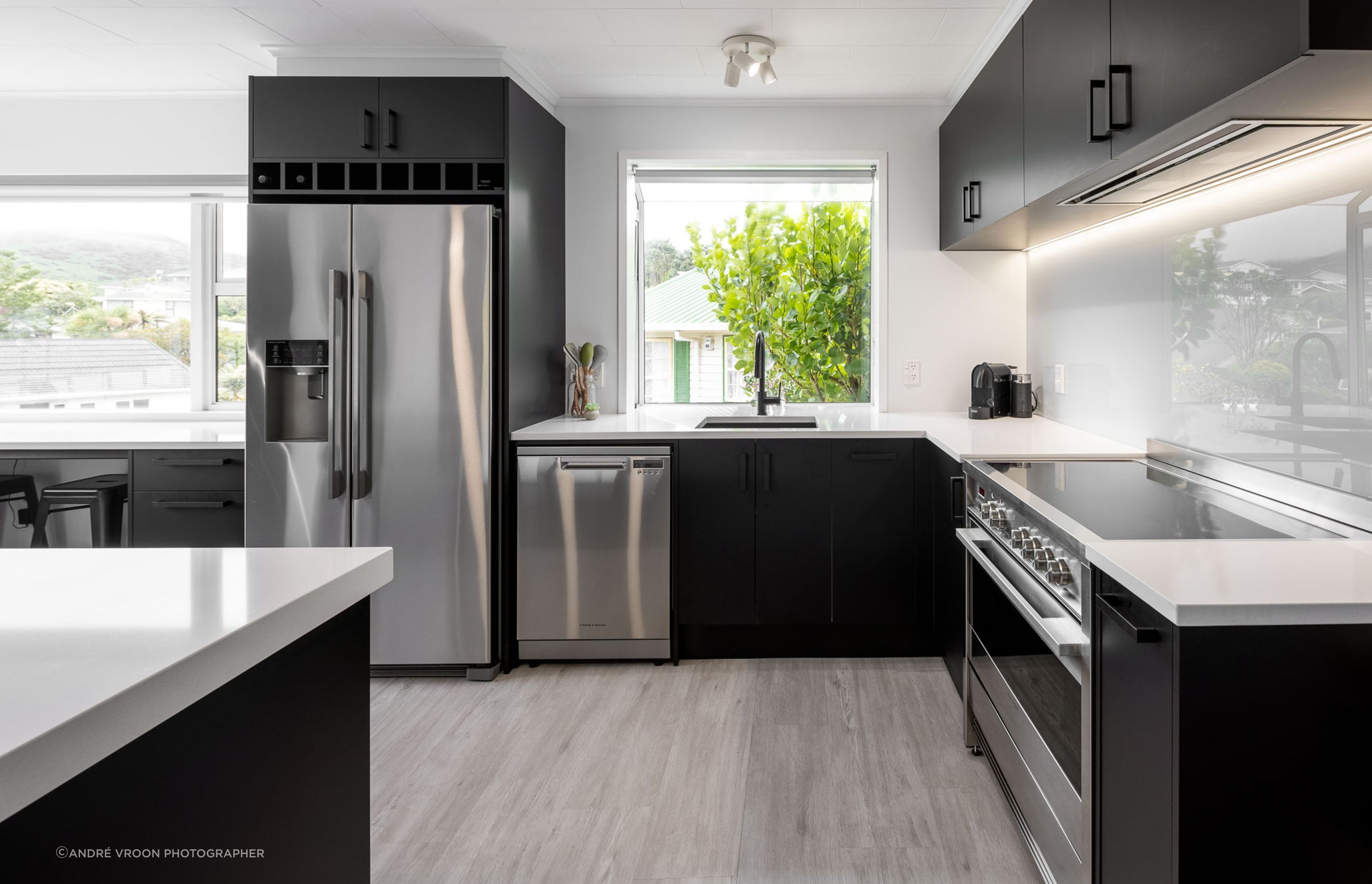 Black Kitchen