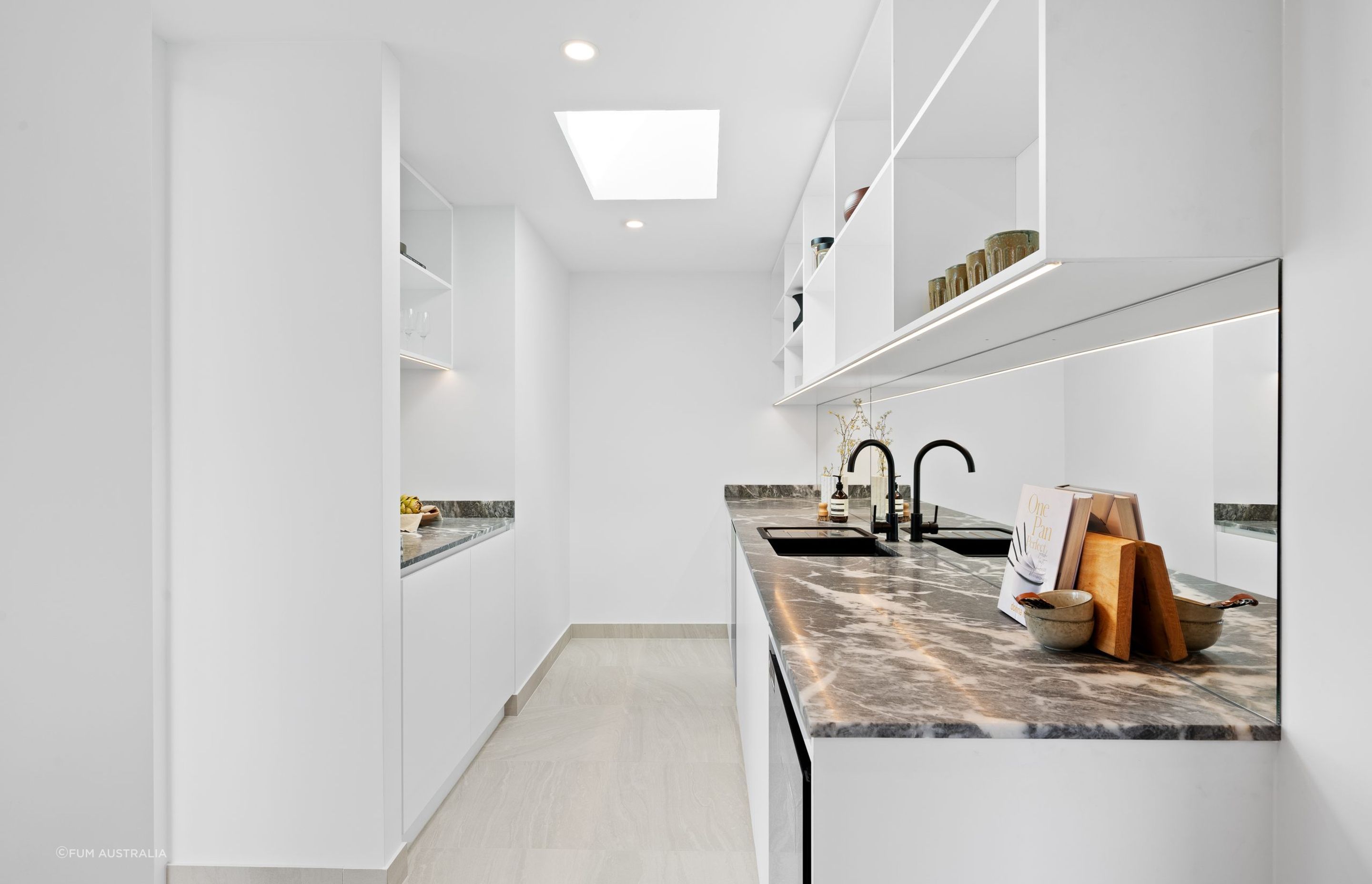 Vue-de-Mar-Penthouse1-scaled.jpg