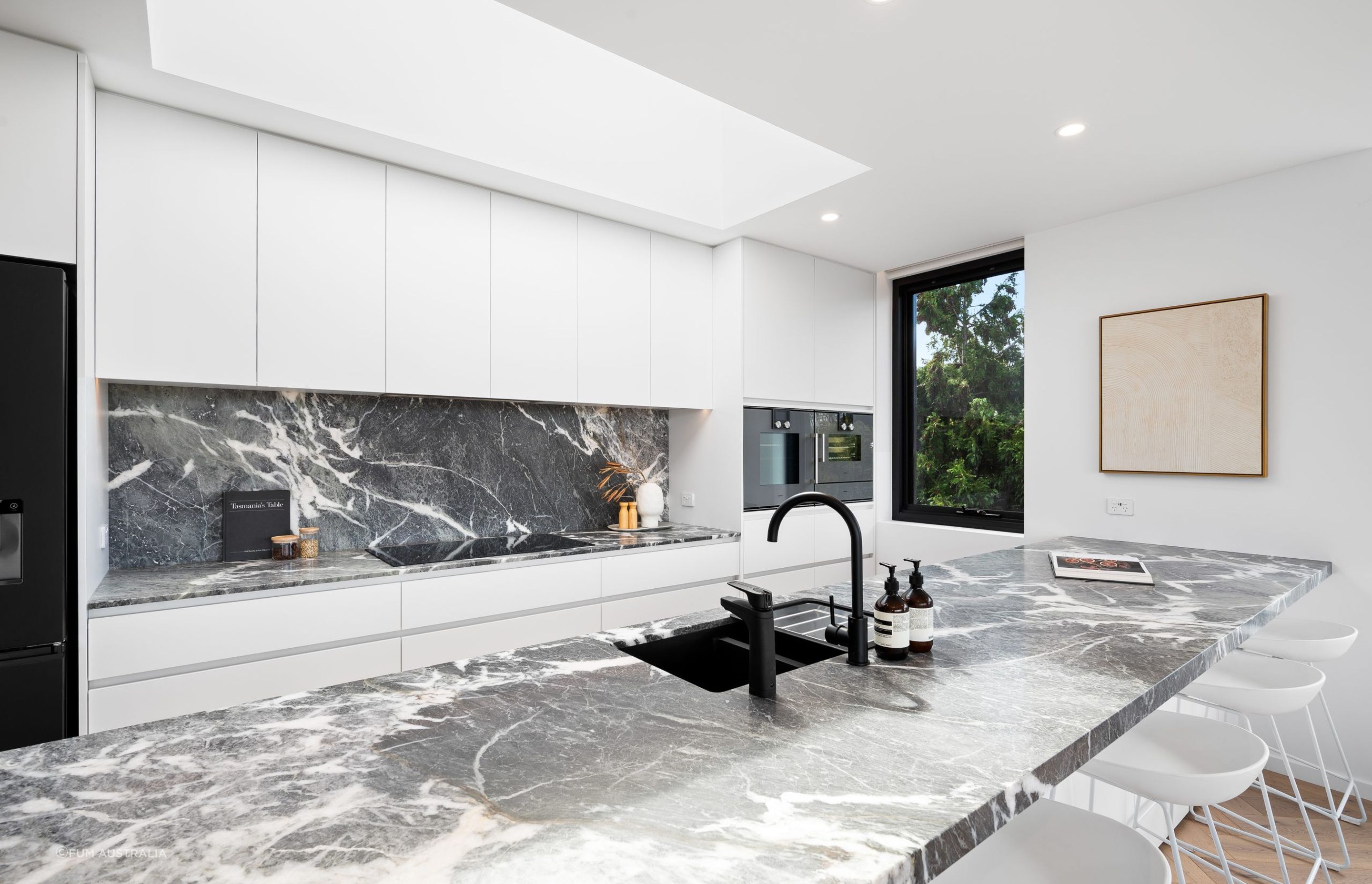 Vue-de-Mar-Penthouse3-scaled.jpg