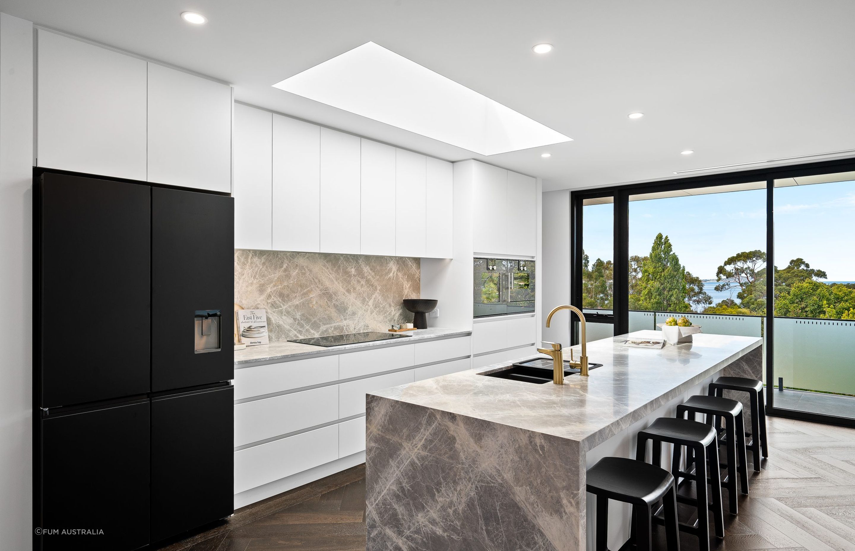 Vue-de-Mar-Penthouse4-scaled.jpg