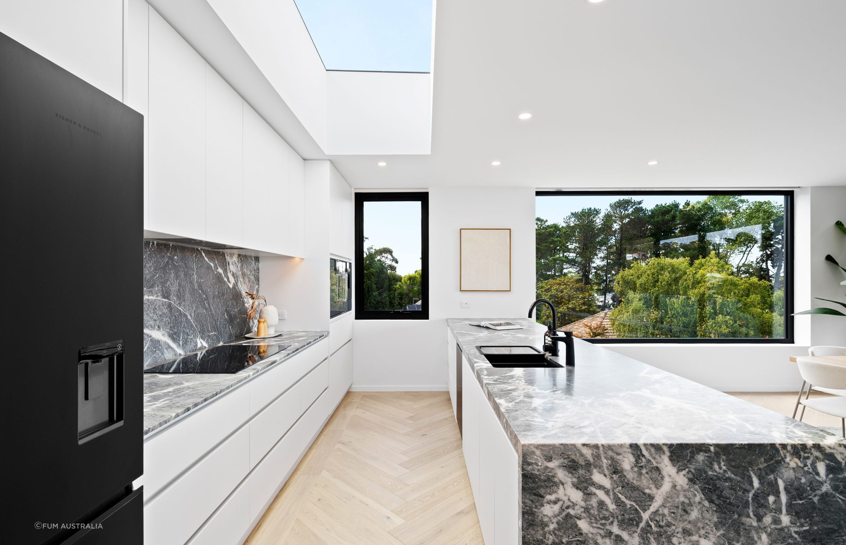 Vue-de-Mar-Penthouse6-scaled.jpg