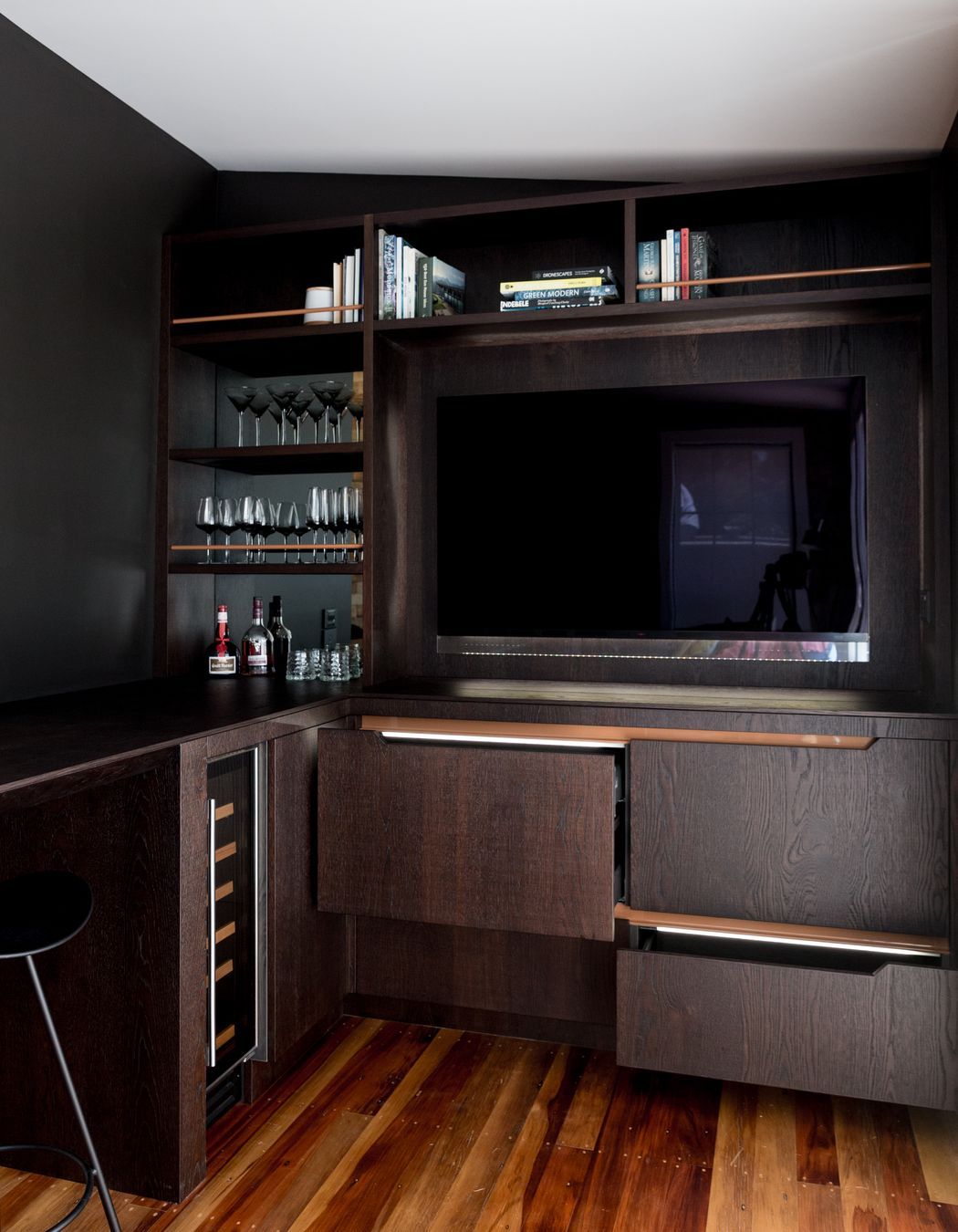 “New York” inspired kitchen showing symbiosis between functionality and design