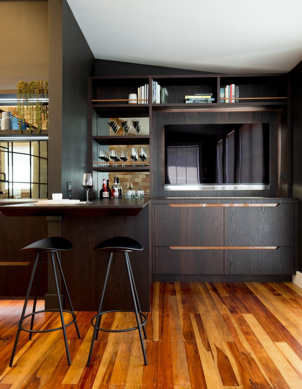 “New York” inspired kitchen showing symbiosis between functionality and design