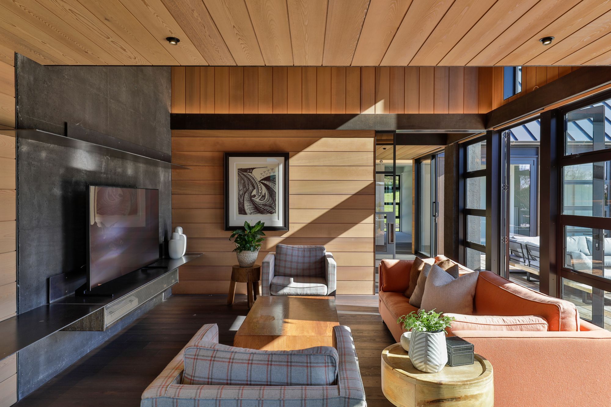 Acacia Bay Gables