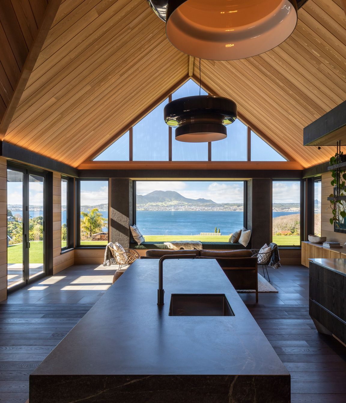 Acacia Bay Gables