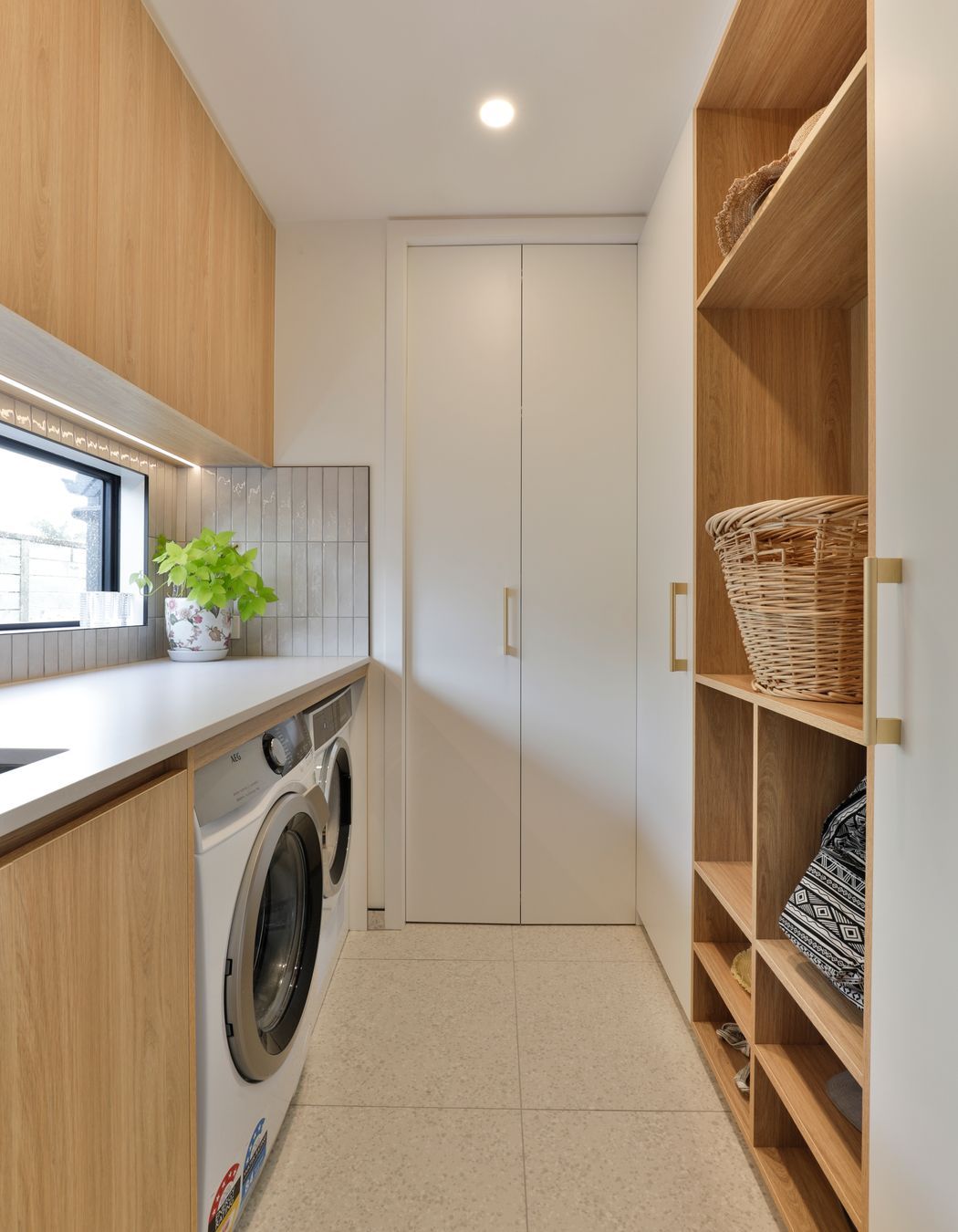 Prime Melamine, Original Oak. Design by Leanne Harley, SWP Interiors Ltd. Photography by Jamie Cobel.