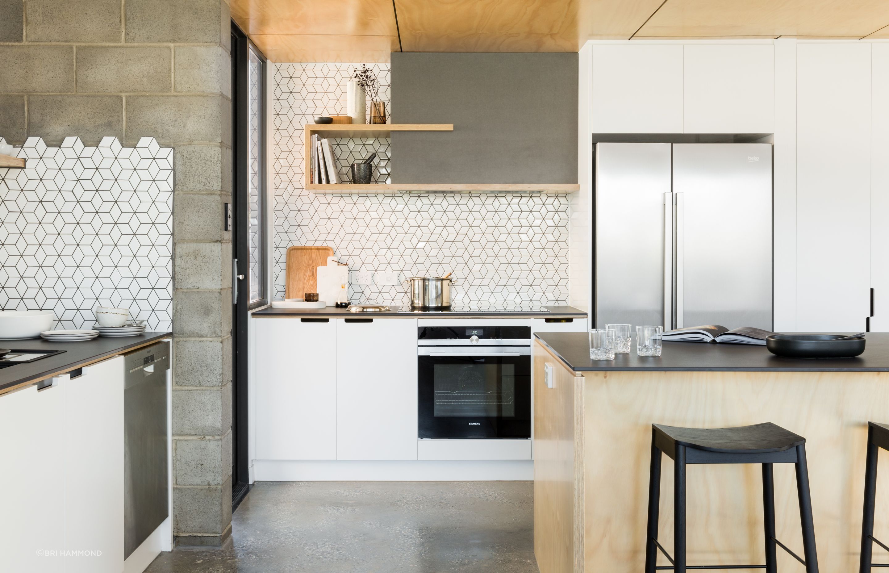 brihammond-337-spacecraft-amy-kitchen-072-HR.jpg