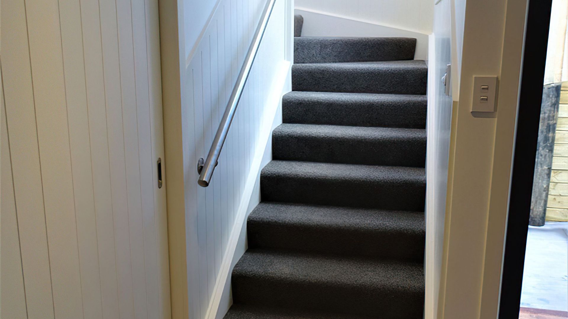Albany St Kitchen & Stairs banner