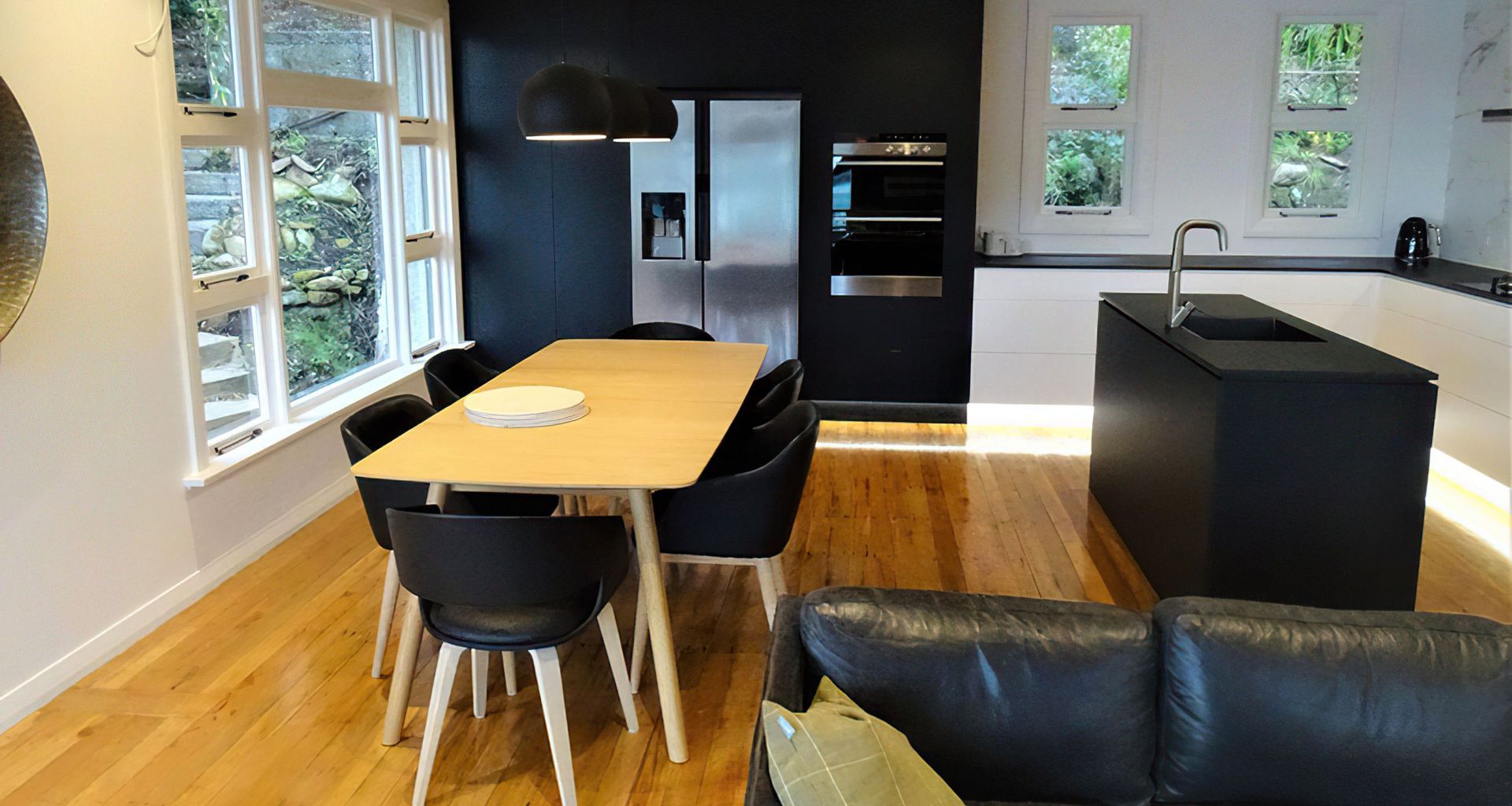 Stylish Harbourside Kitchen banner