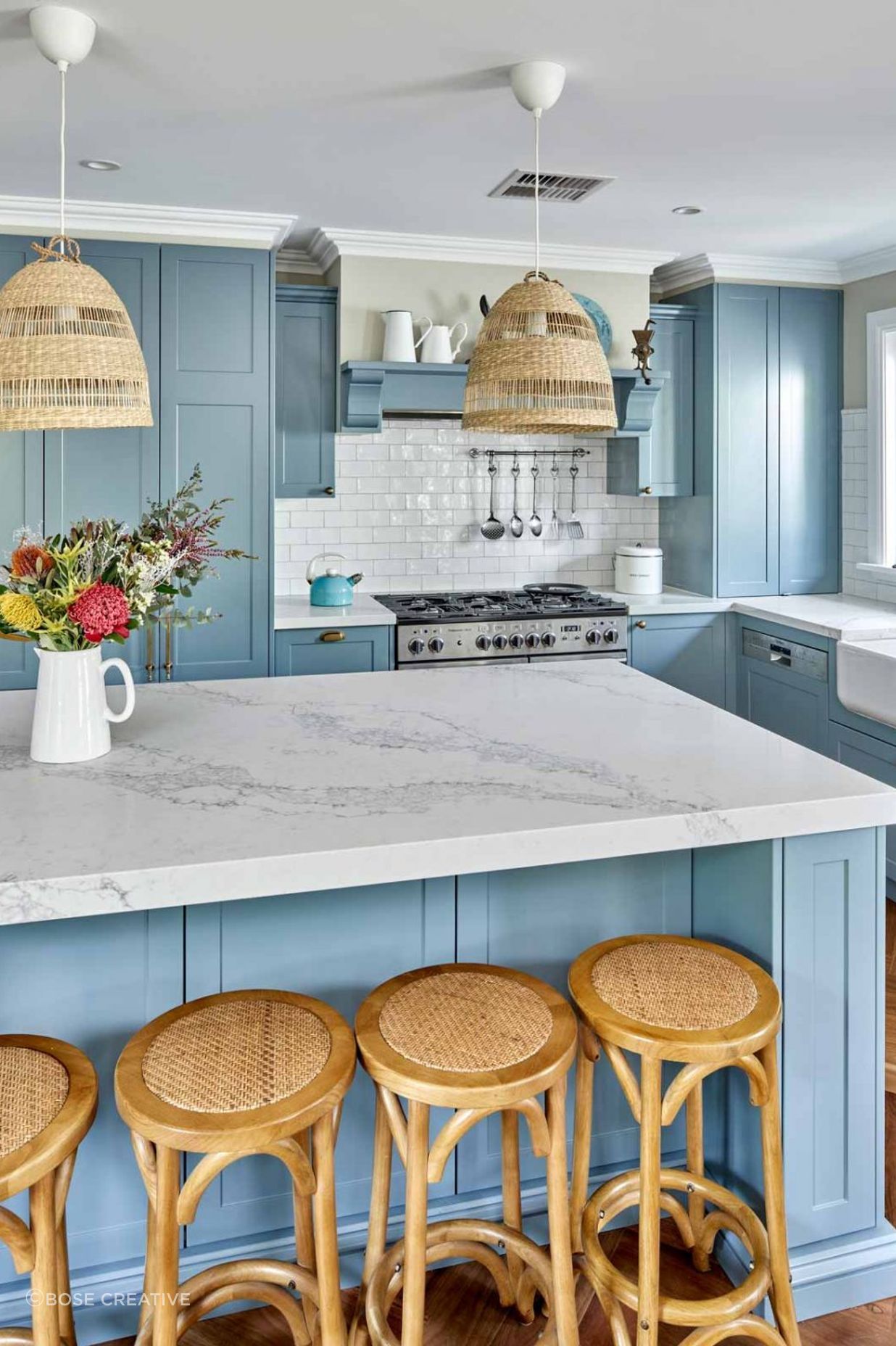 classic-luxury-kitchen-design-gitani-statuario-light-blue-traditional-shaker-cabinets-premier-kitchens-04-1084x1496.jpg