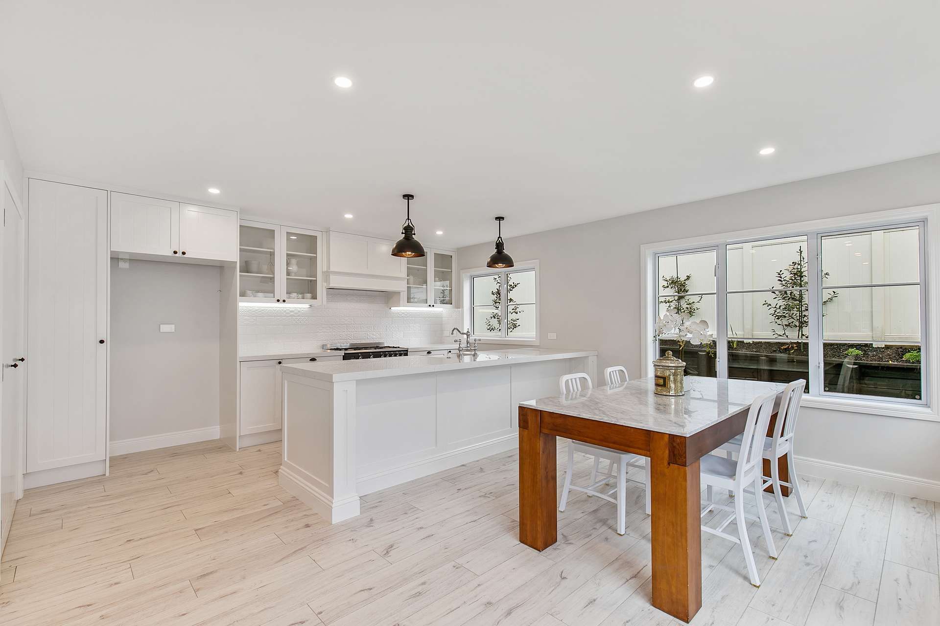 Contemporary Kitchens