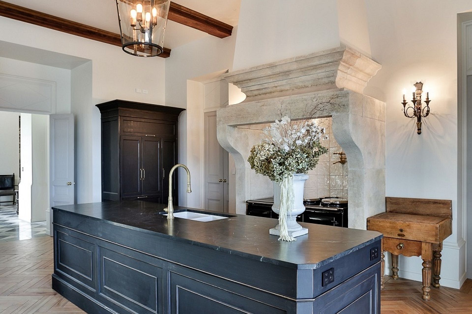 Grand Traditional Kitchen Project