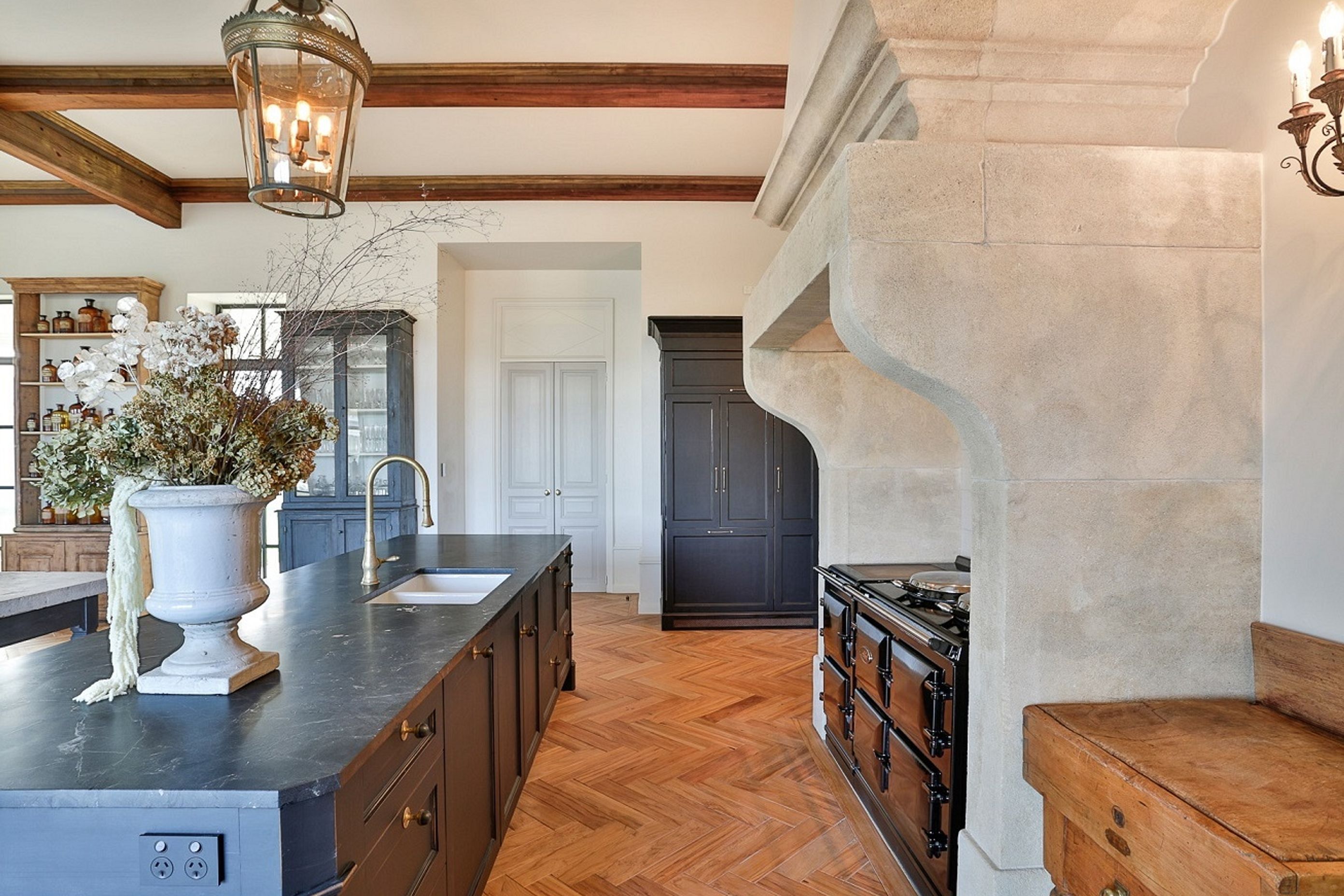 Grand Traditional Kitchen Project