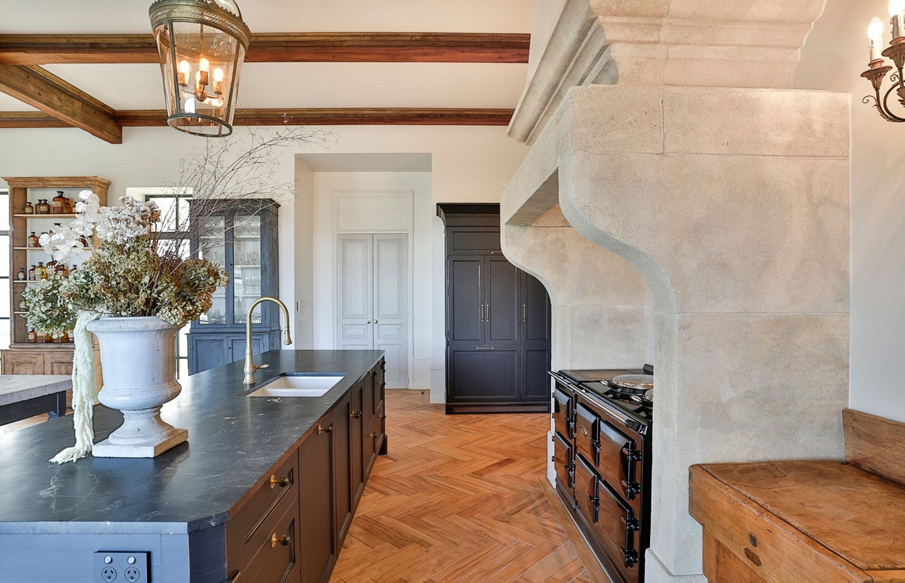 Grand Traditional Kitchen Project