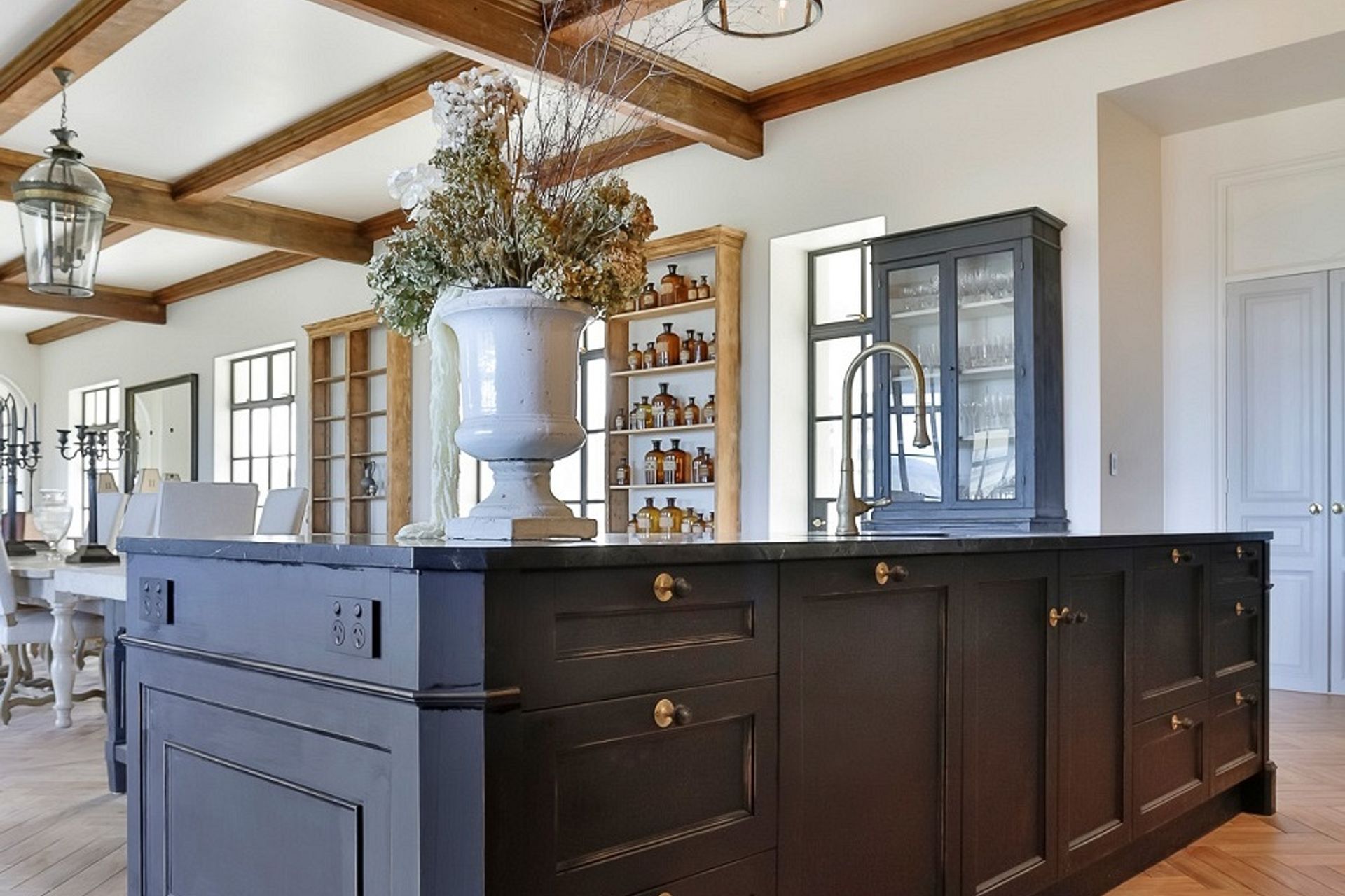Grand Traditional Kitchen Project