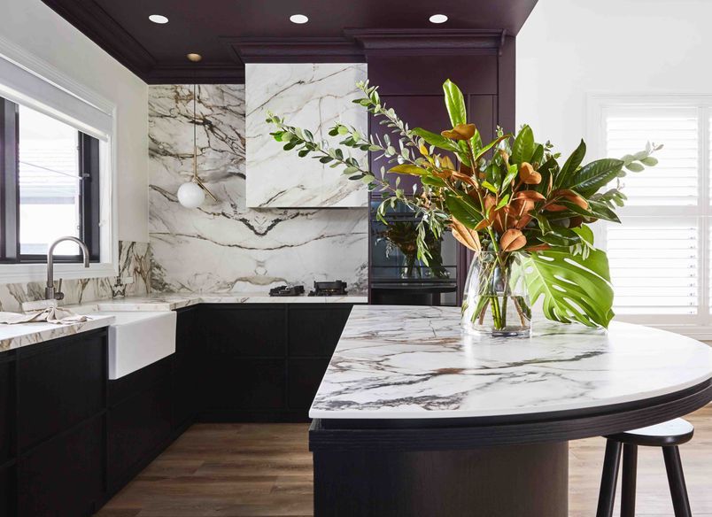 Organic beauty for a sophisticated kitchen