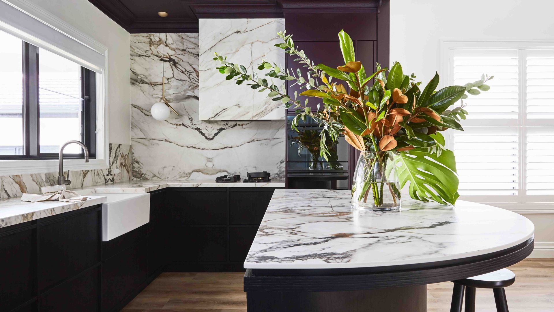 Organic beauty for a sophisticated kitchen banner