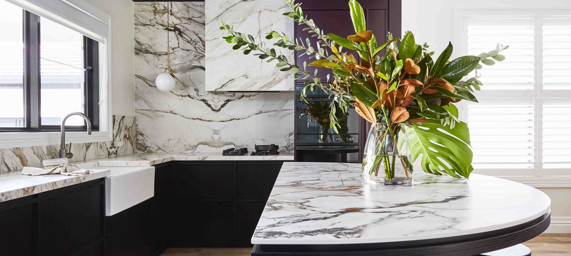 Organic beauty for a sophisticated kitchen banner