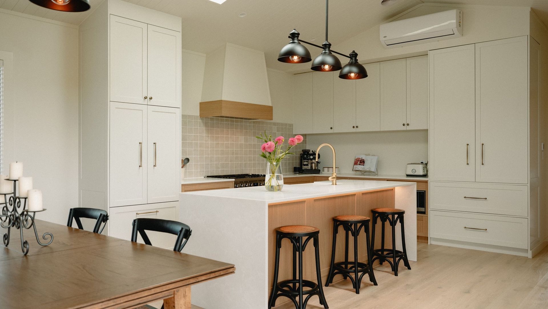 Puketapu Kitchen & Laundry banner