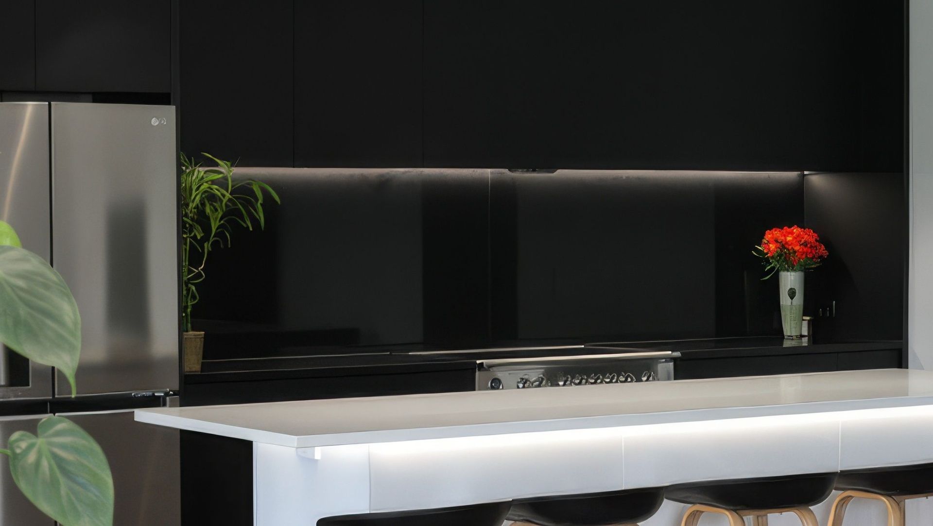 High Contrast banner