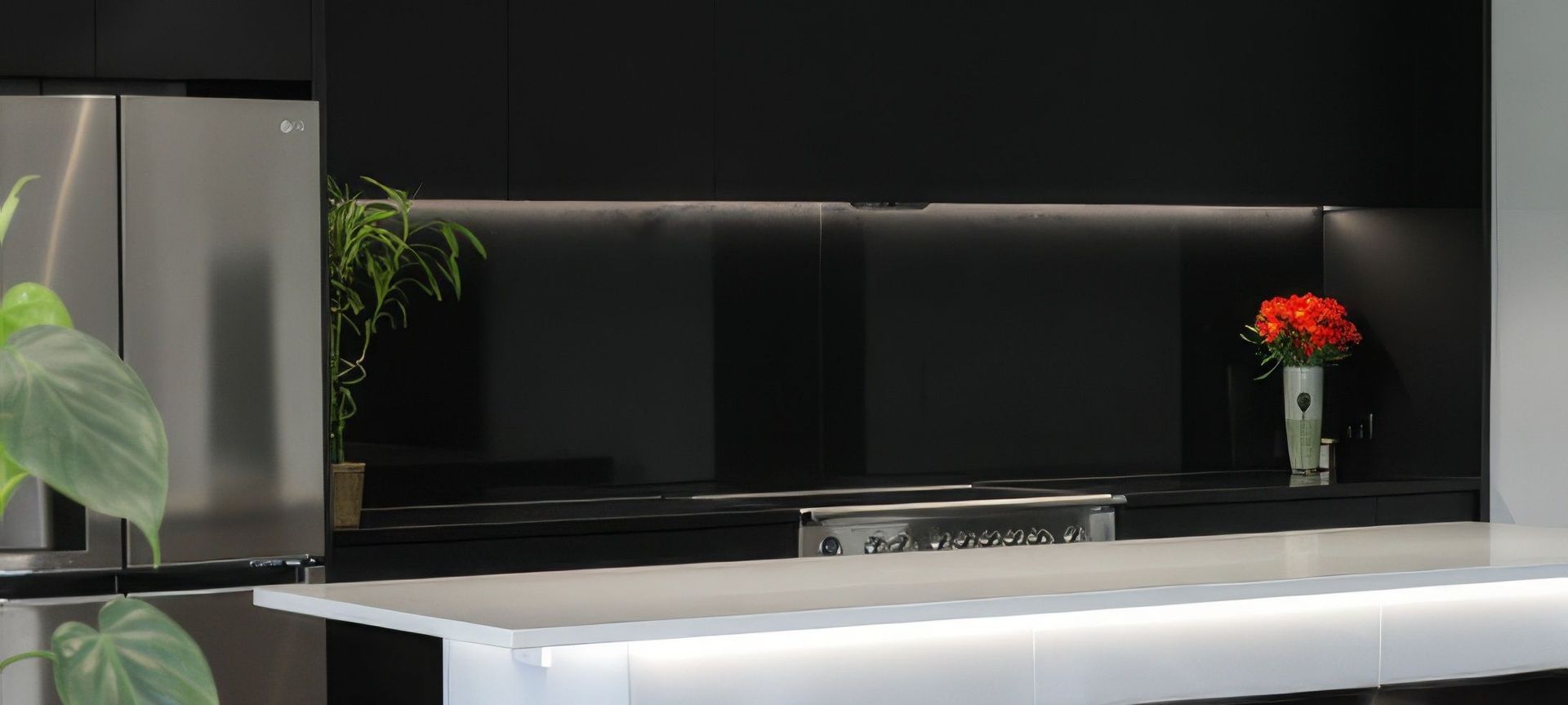 High Contrast banner