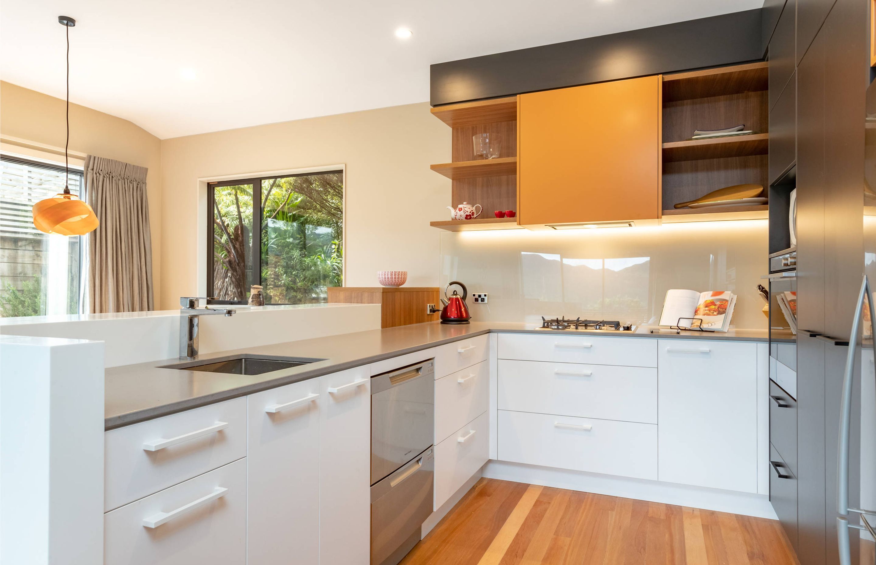 Modernist Small Kitchen