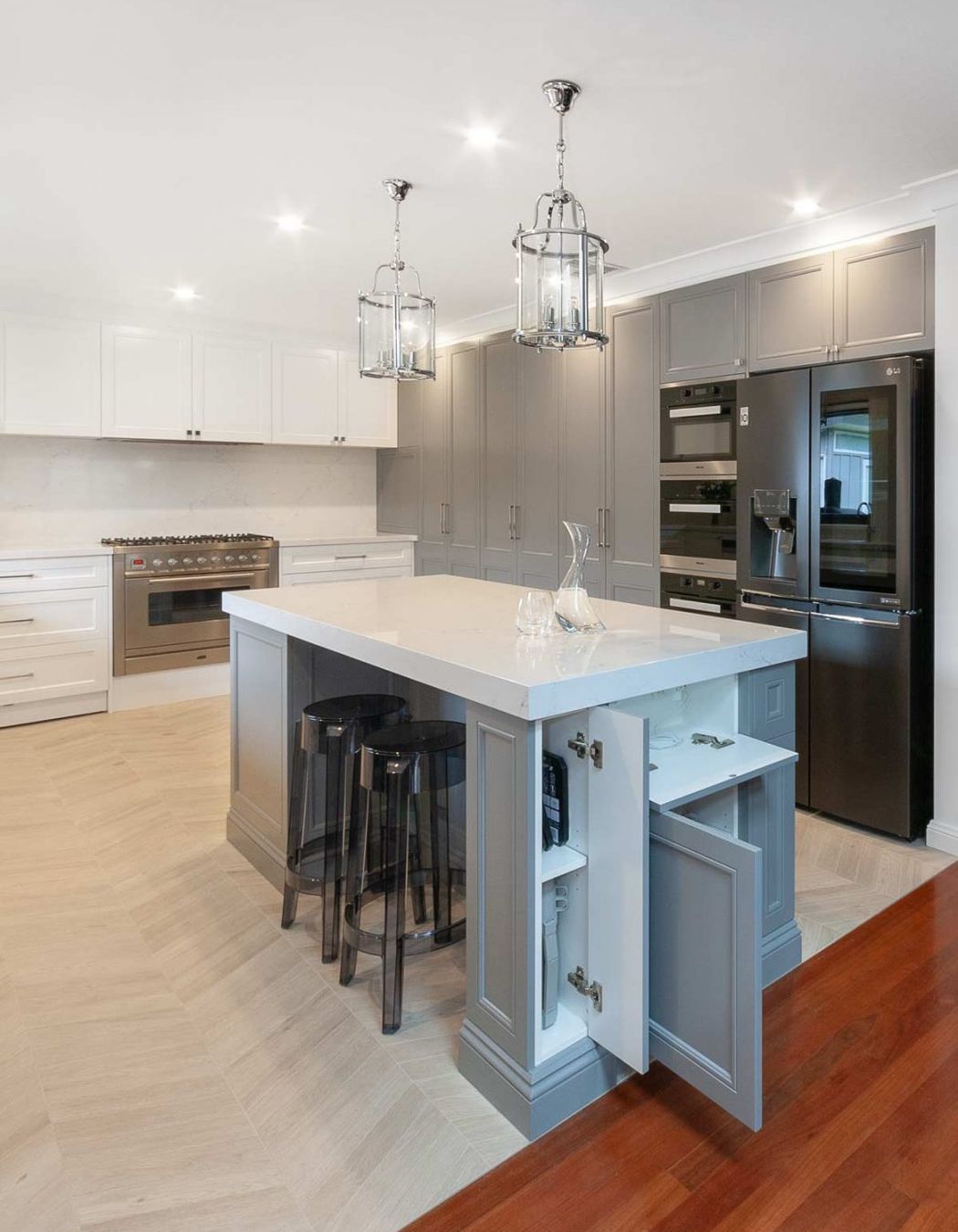 kitchen-design-dulux-LG-fridge-miele-oven-zip-tap-quantum-quartz-benchtop-ilve-cooker-franke-sink-3a-1084x1445.jpg