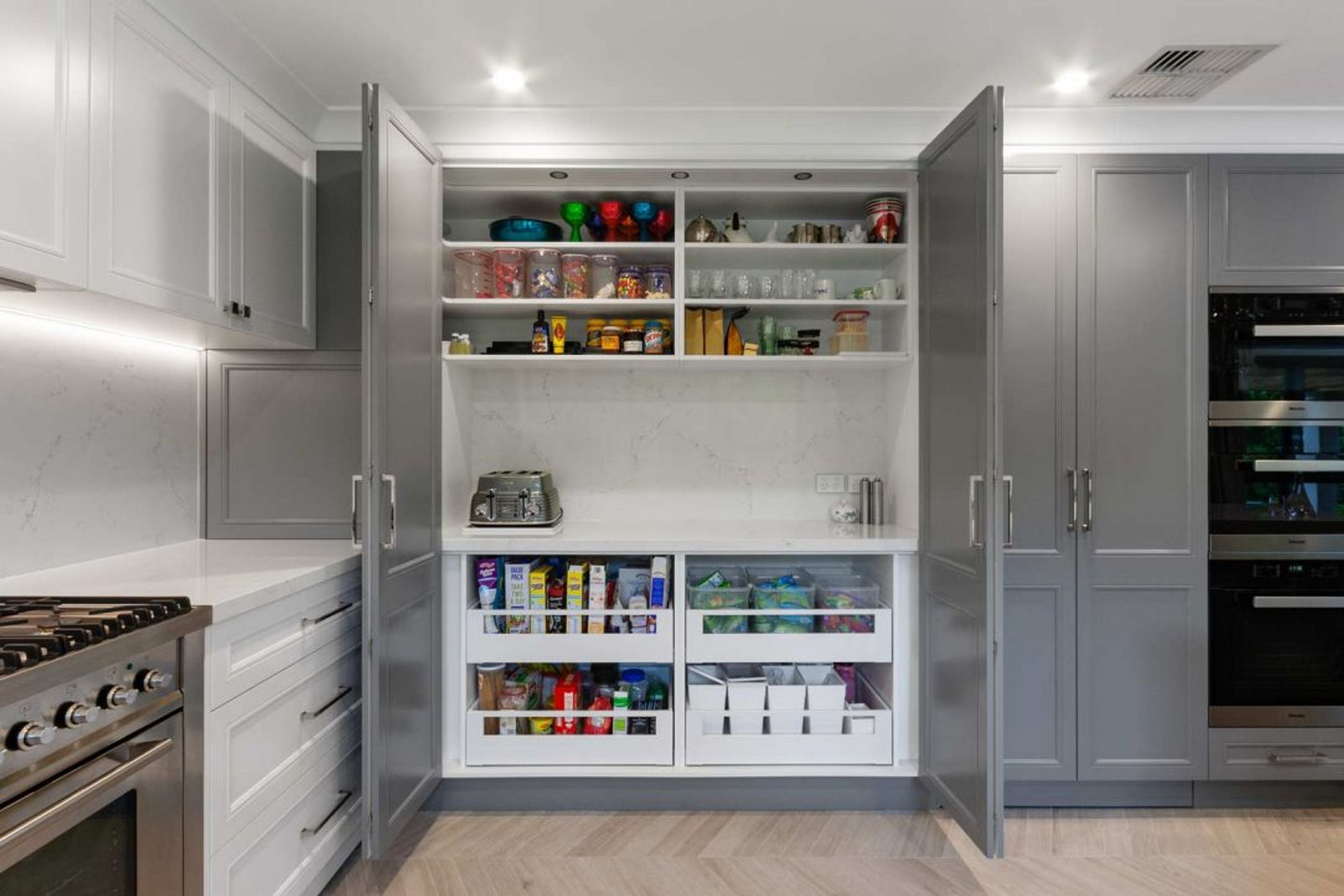 kitchen-design-dulux-LG-fridge-miele-oven-zip-tap-quantum-quartz-benchtop-ilve-cooker-franke-sink-7-1084x723.jpg