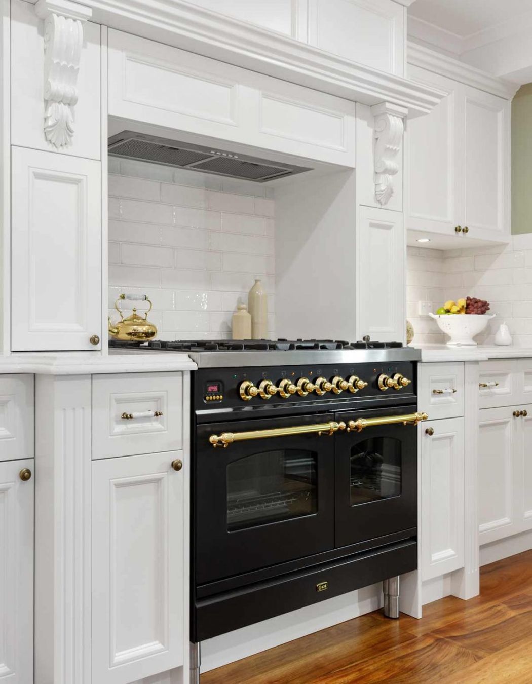 kitchen-design-dulux-polyurethane-ilve-cooker-shaker-french-provincial-premier-kitchens-sydney-12-1084x1626.jpg