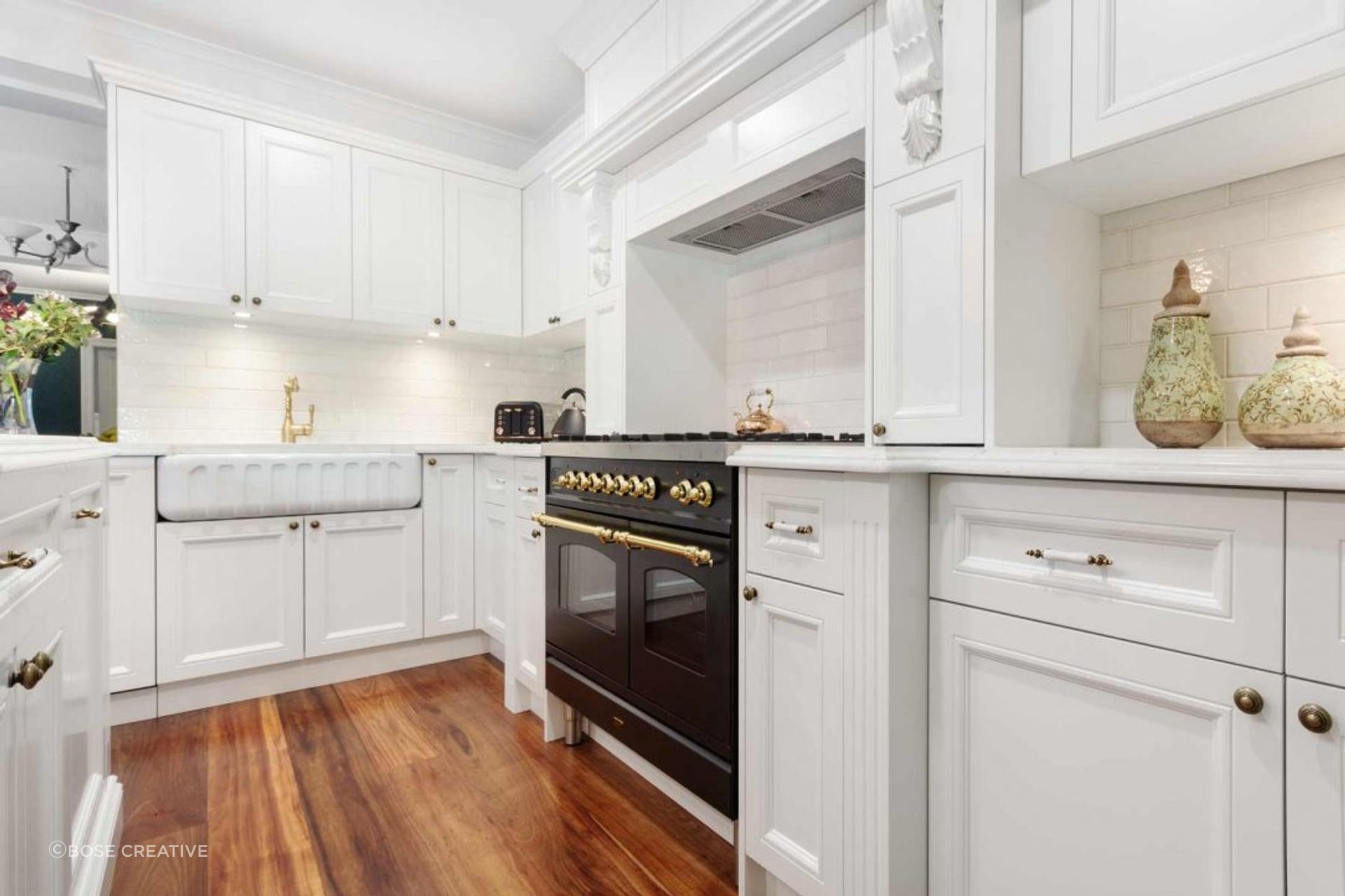 kitchen-design-dulux-polyurethane-ilve-cooker-shaker-french-provincial-premier-kitchens-sydney-4-1084x723.jpg