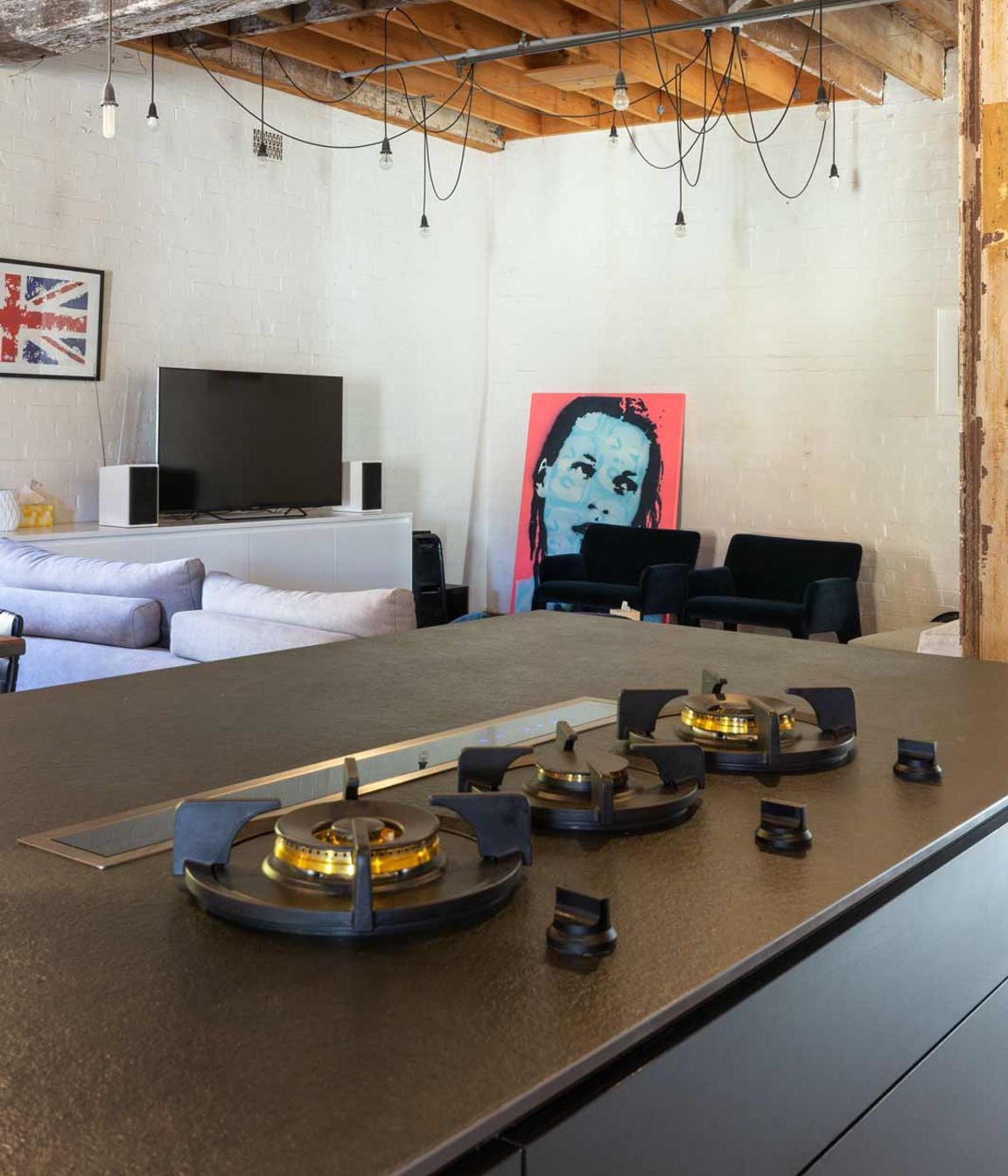 kitchen-design-sydney-black-industrial-luxury-kitchen-renovation-pitt-burners-elica-downdraft-1.jpg